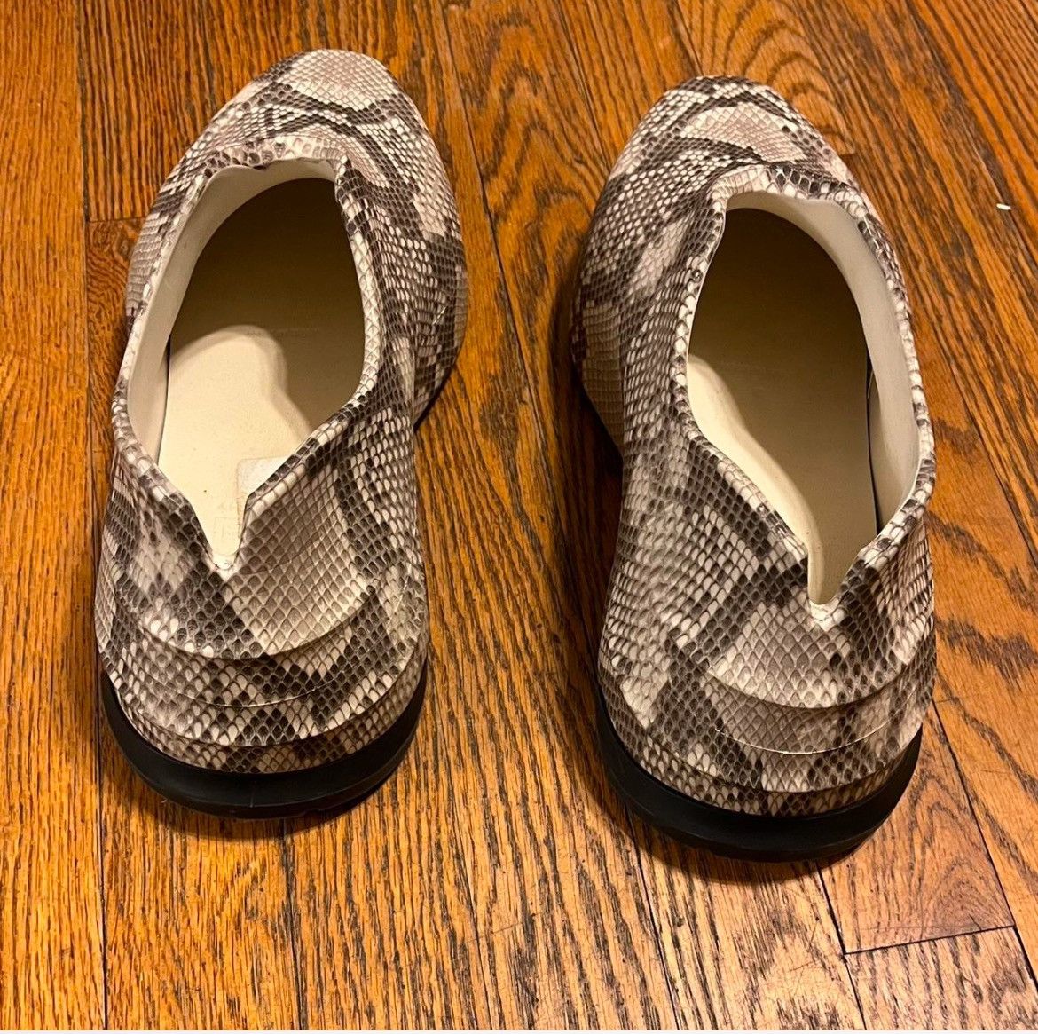 Designer × Givenchy Givenchy Monumental Mallow Snakeskin Rubber Men's Size US 10 / EU 43 - 3 Thumbnail