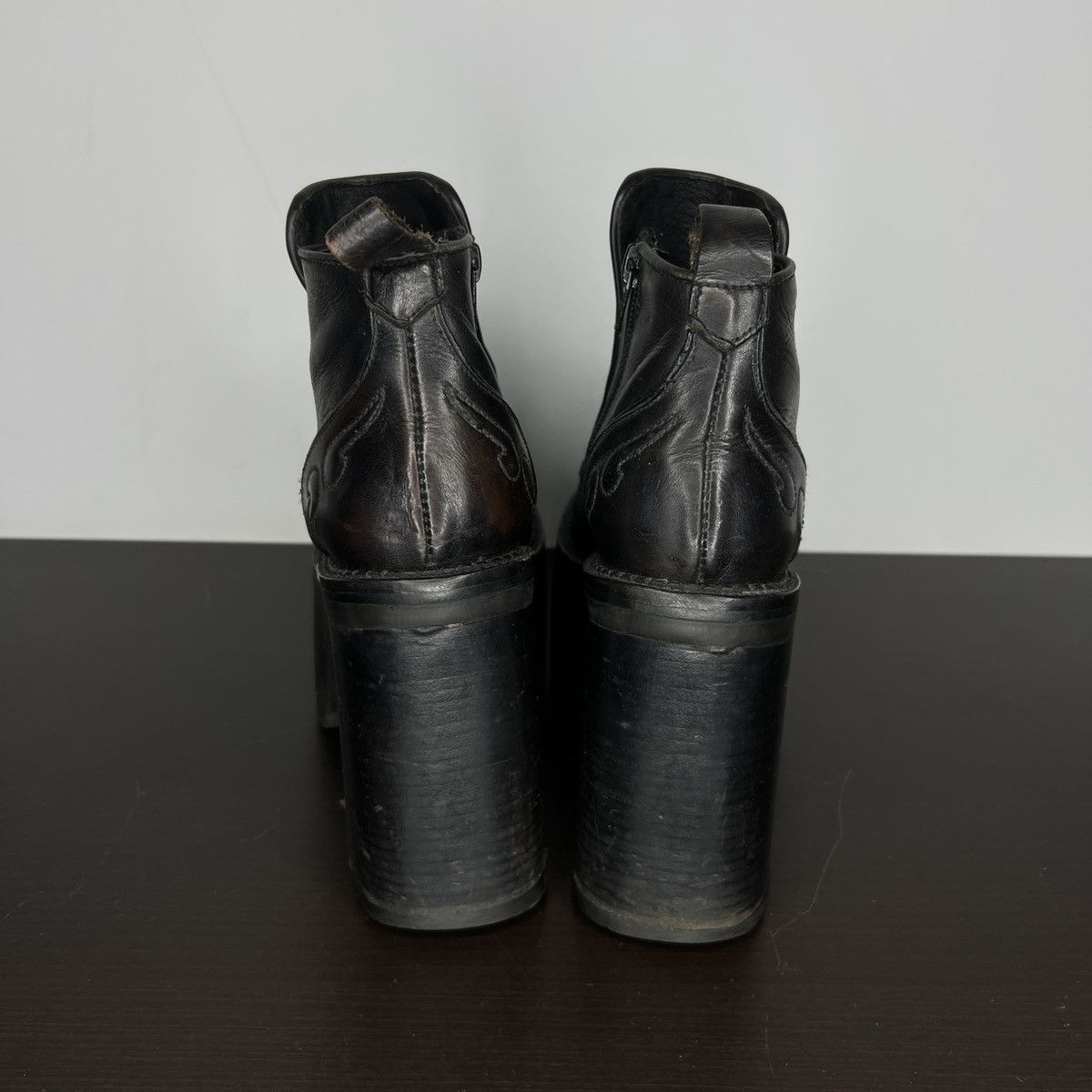 Japanese Brand Vintage Ankle Boots Buffalo Goth Rock Emo ALT Grunge Y2K Size US 7 / IT 37 - 4 Thumbnail