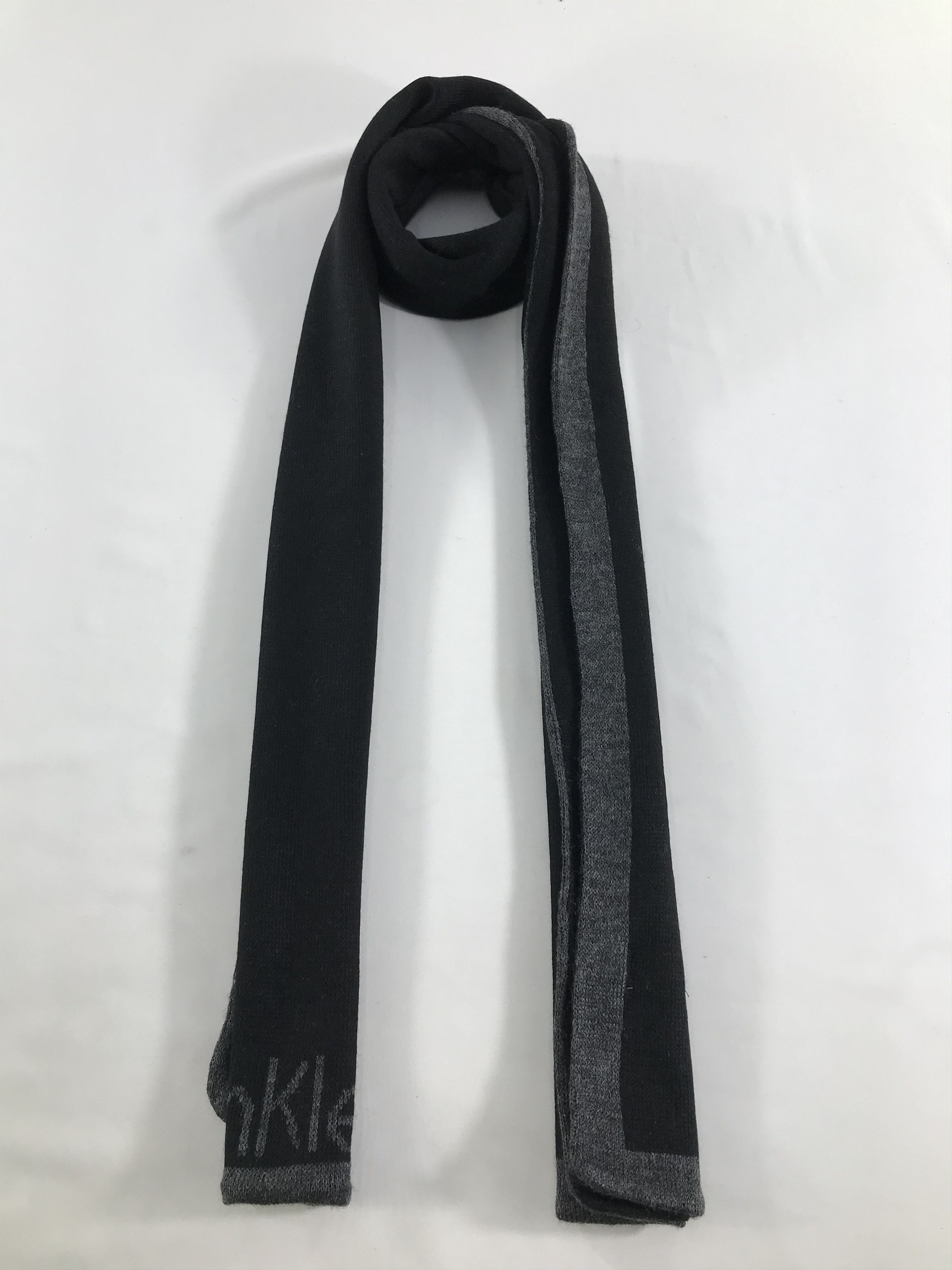 Calvin Klein Calvin Klein Wool Scarf Muffler Neck Wrap V183 Size ONE SIZE - 1 Thumbnail