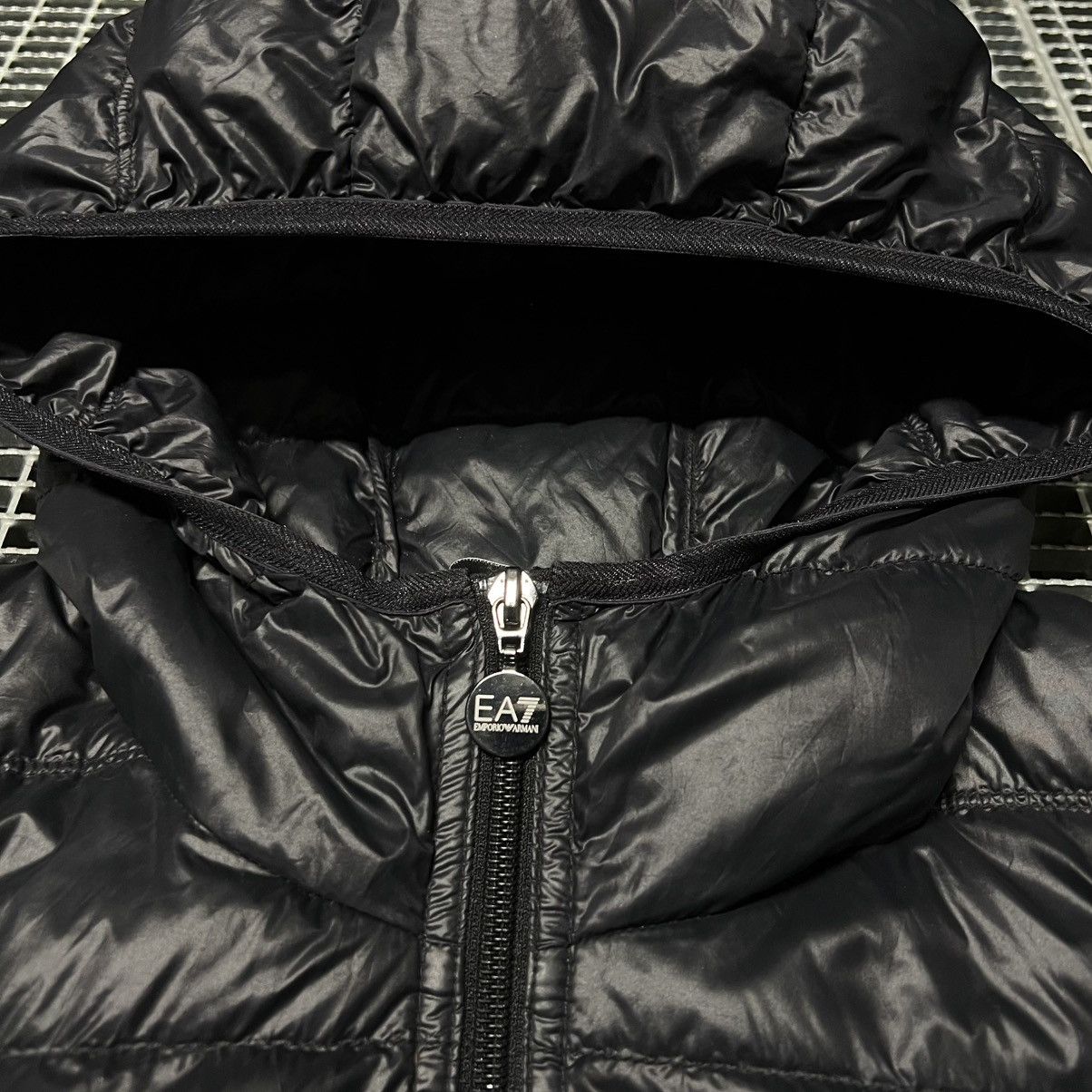 Emporio Armani Micro Down Jacket Emporio Armani Luxury Streatwear Drill Size US L / EU 52-54 / 3 - 5 Thumbnail