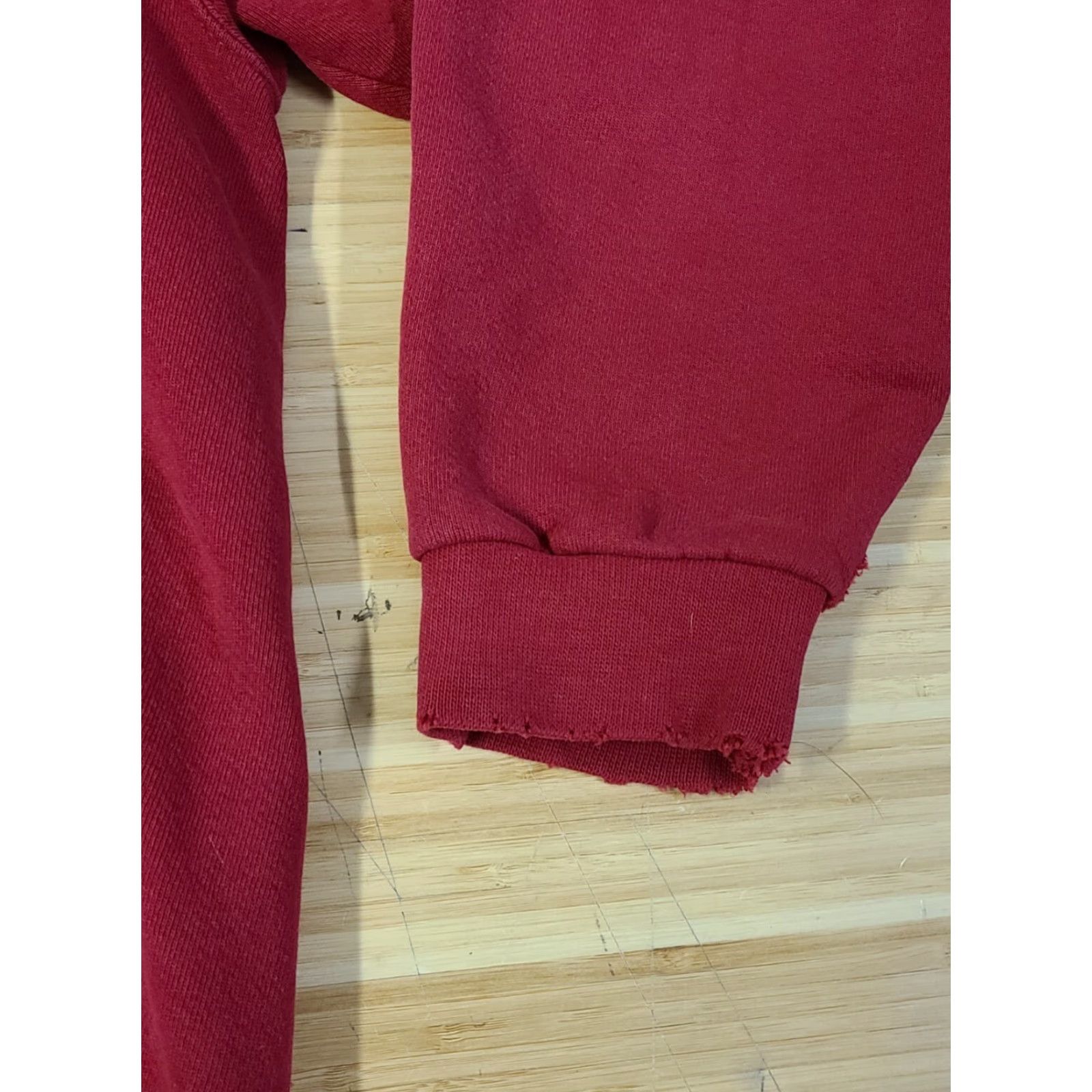 Nike VINTAGE Nike Red White USA XL Crewneck Sweater Distressed 1990s Hip Hop Mens Size US XL / EU 56 / 4 - 2 Thumbnail