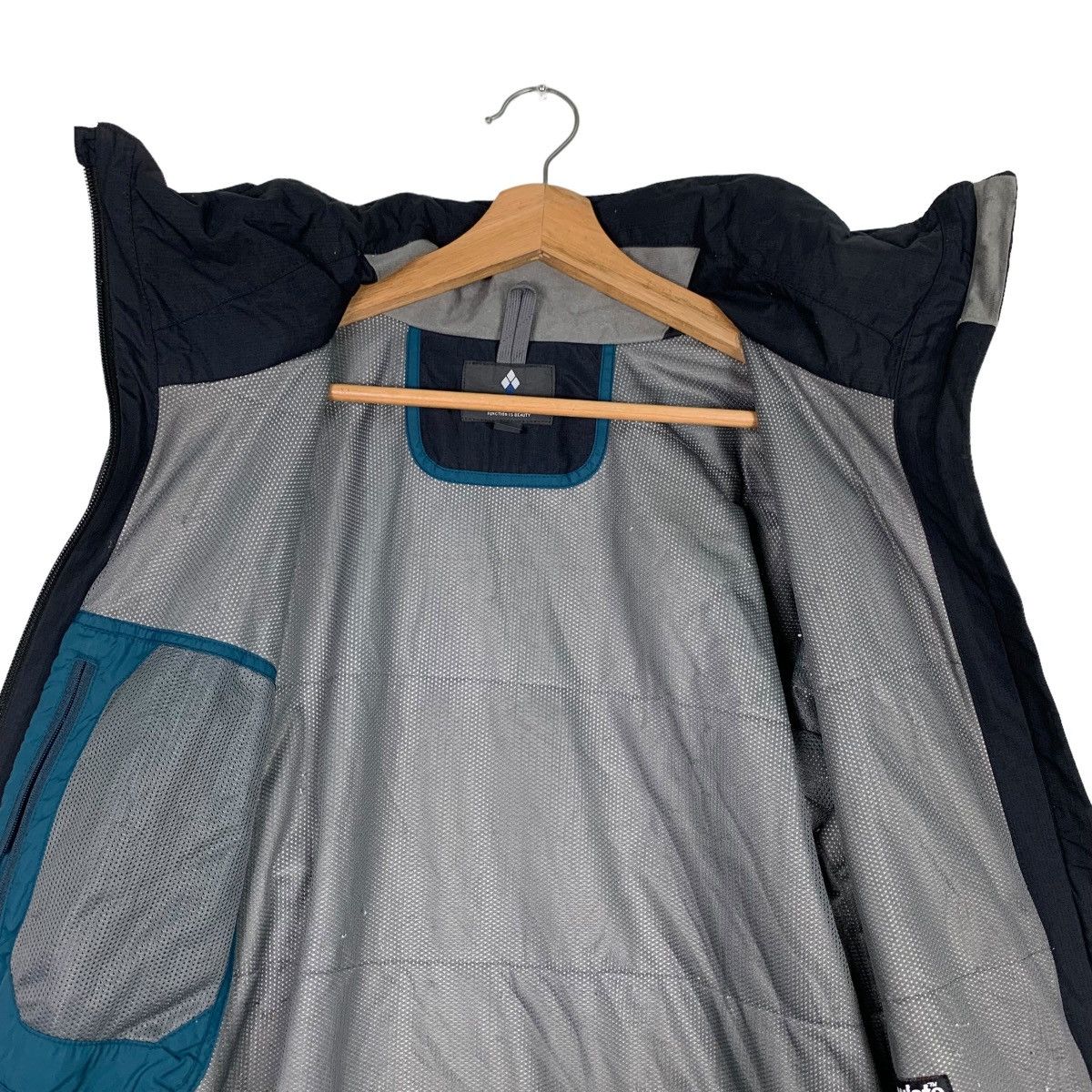Montbell MONT-BELL Thinsulate Hooded Jacket #0332-C15 Size US S / EU 44-46 / 1 - 13 Thumbnail