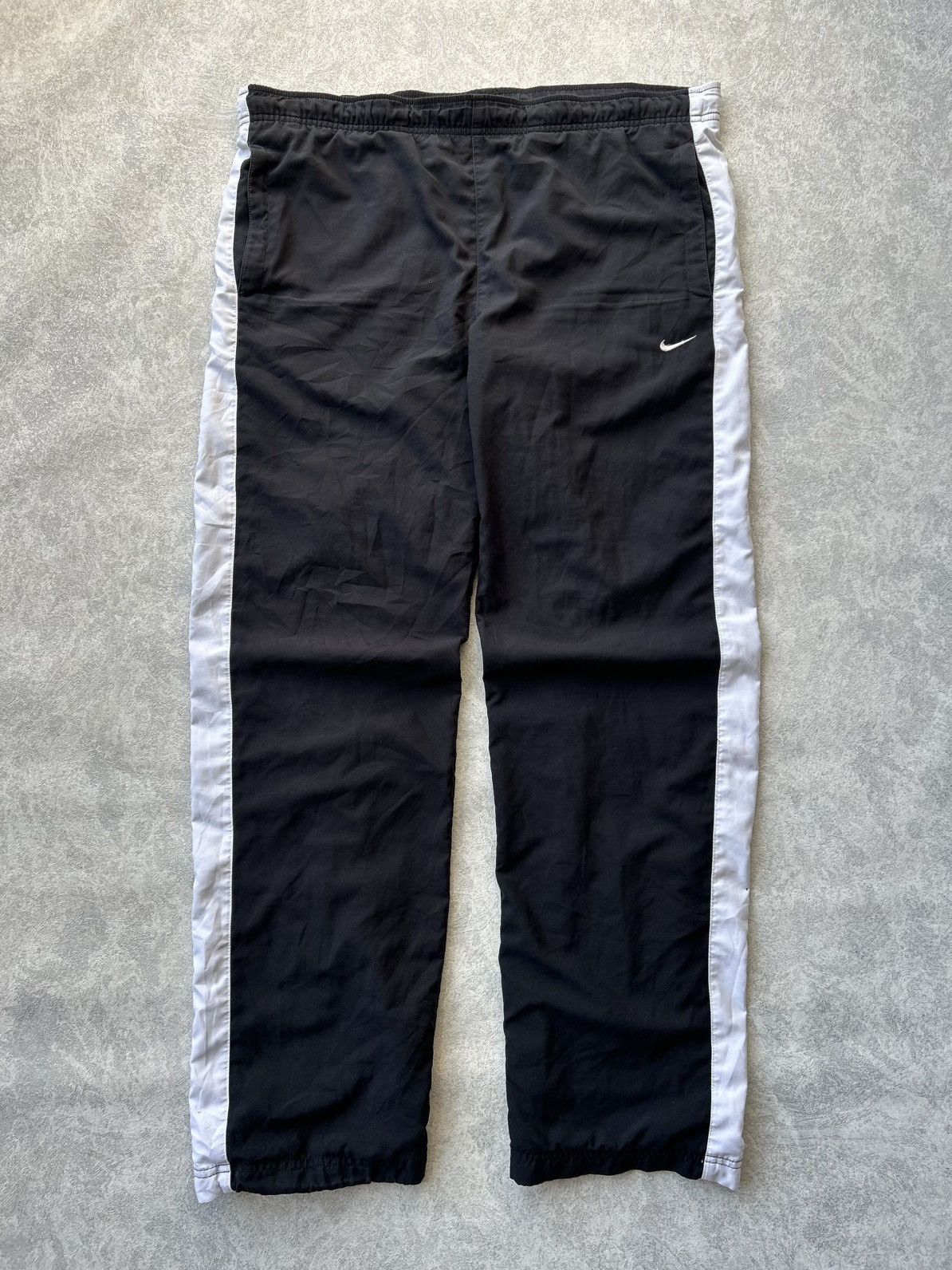 Nike Vintage 00s Nike Y2K Drill Baggy Parachute Track Pants Size US 32 / EU 48 - 1 Thumbnail