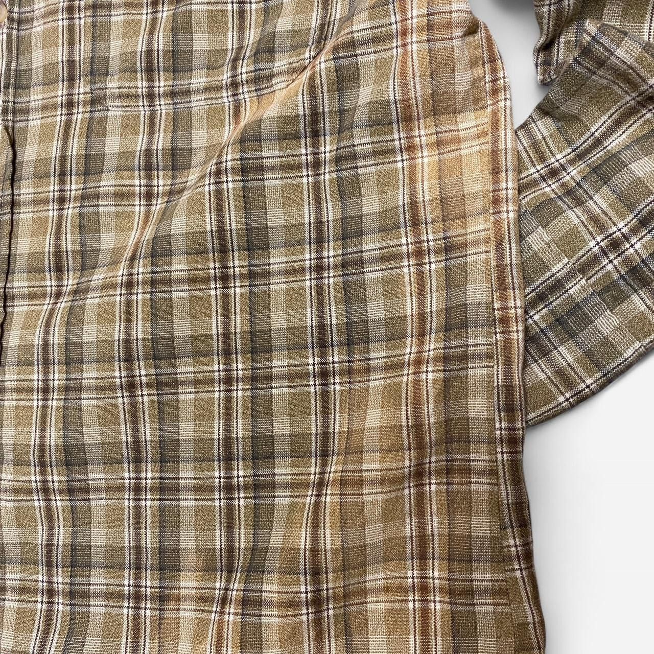 Woolrich Woolen Mills Vintage Woolrich beige, brown and green flannel shirt Size US M / EU 48-50 / 2 - 3 Thumbnail