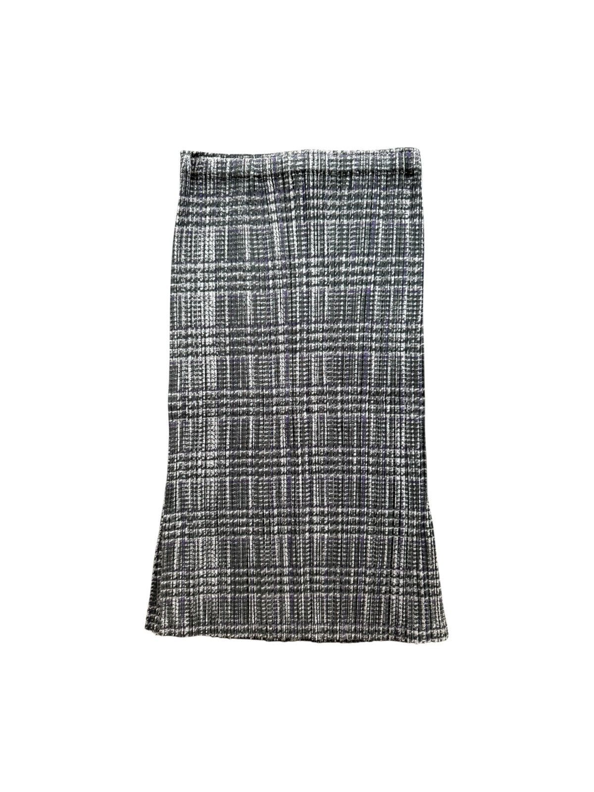 Pleats Please Issey Miyake RARE Pleats Please Issey Miyake plaid skirt Size 28" / US 6 / IT 42 - 1 Thumbnail