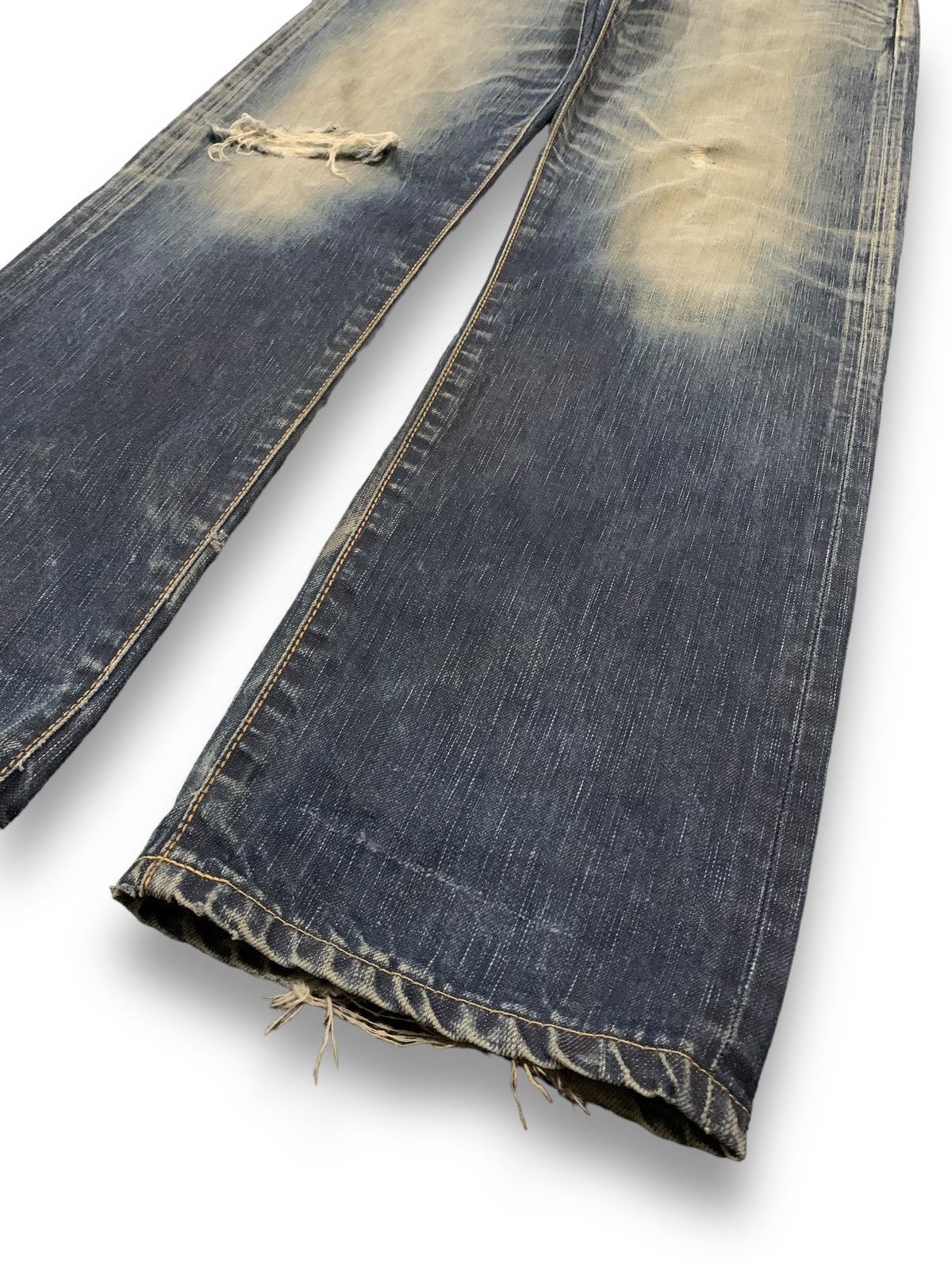 Edwin Vintage Edwin 503 Whiskers Mud Wash Loose Distressed Jeans Size US 33 - 10 Thumbnail