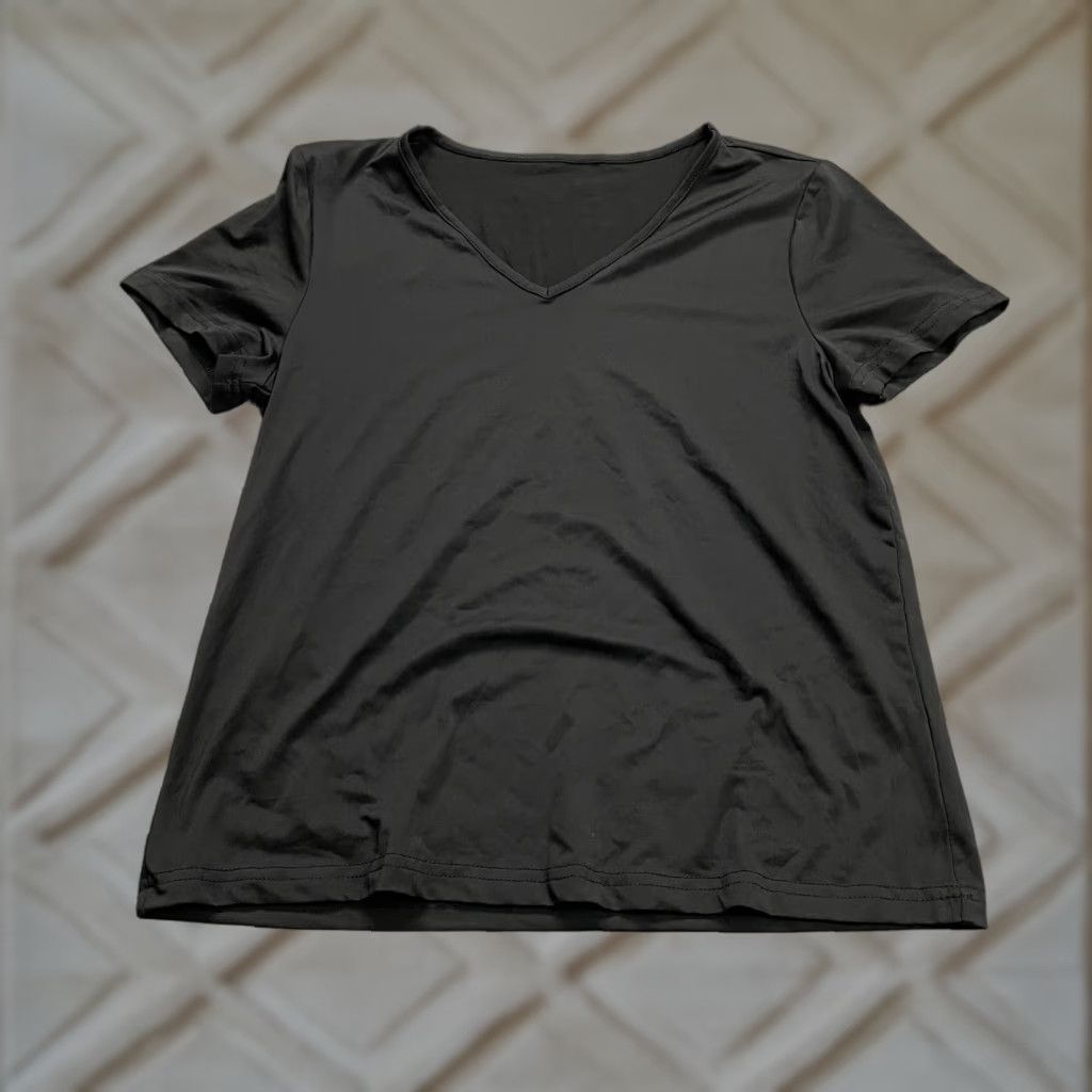 Vintage Unbranded T-Shirt Womens Medium Black V-Neck Short Sleeve Athletic Gym Size M / US 6-8 / IT 42-44 - 1 Thumbnail
