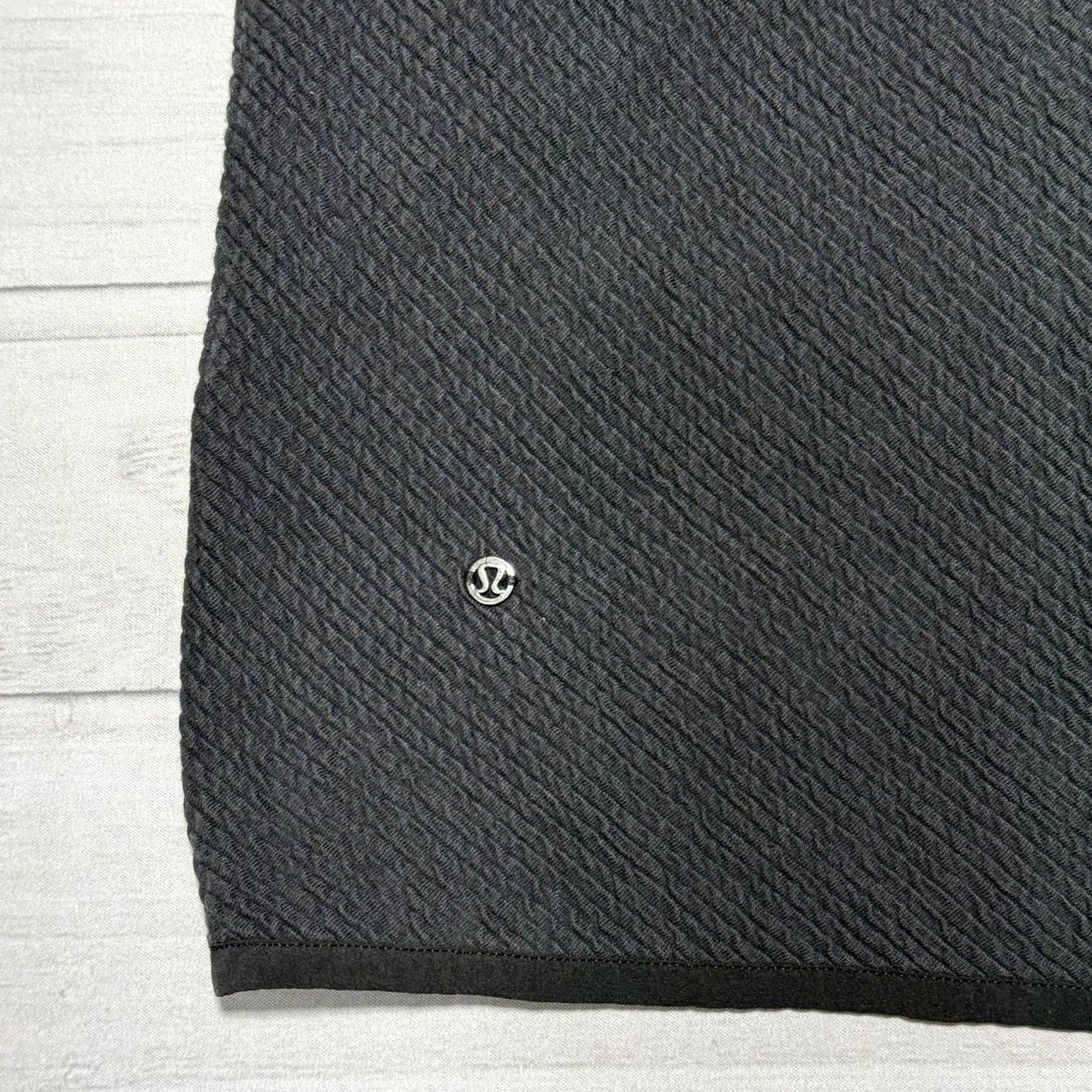Lululemon VINTAGE? No — Sorry need to avoid. Size L / US 10 / IT 46 - 4 Thumbnail