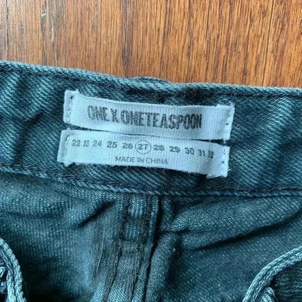 Designer Stylish Distressed Black Jeans with Zipper Detail Size 27" / US 4 / IT 40 - 5 Thumbnail
