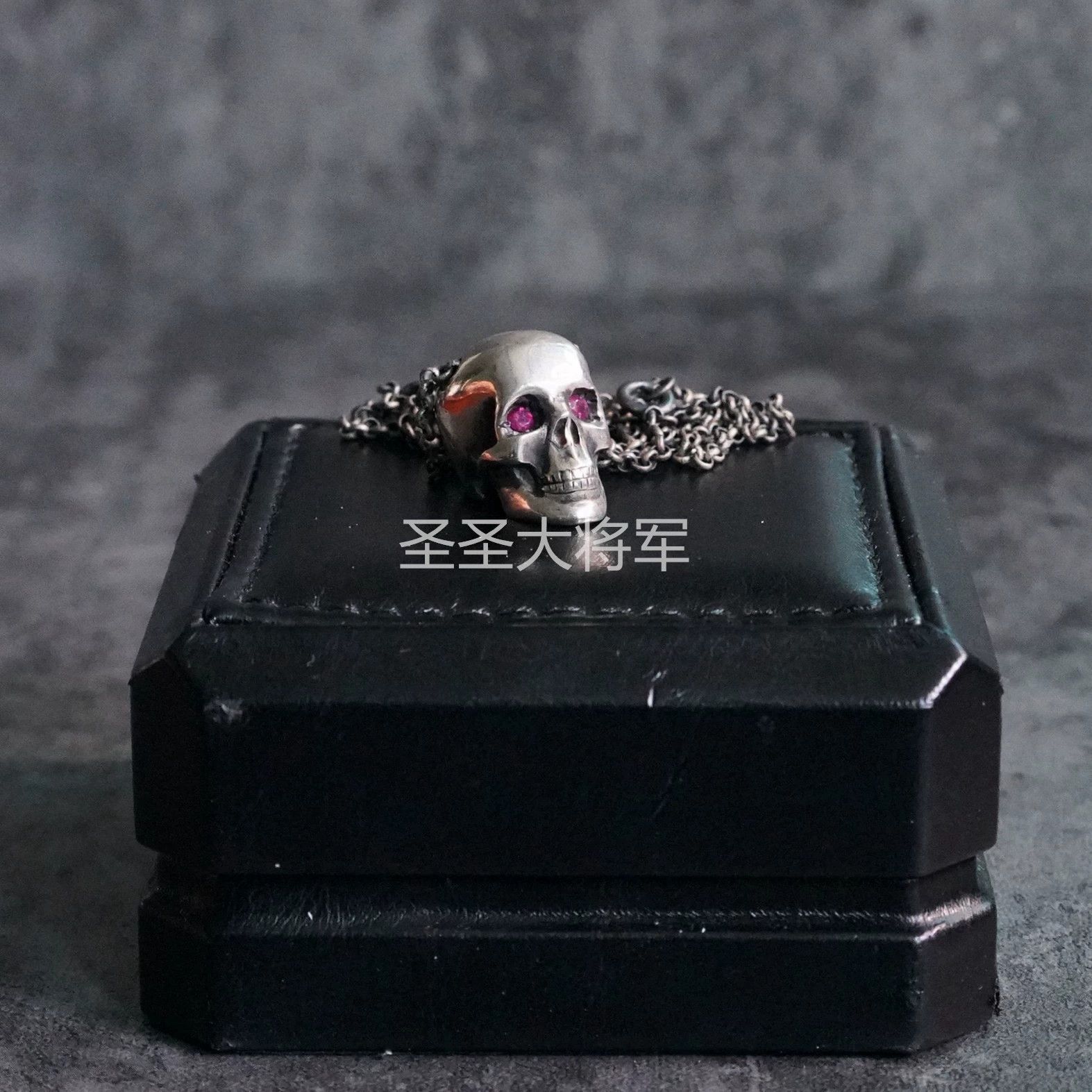 Ugo Cacciatori Ugo Cacciatori Vintage Skull Purple Ruby Necklace Size ONE SIZE - 1 Thumbnail