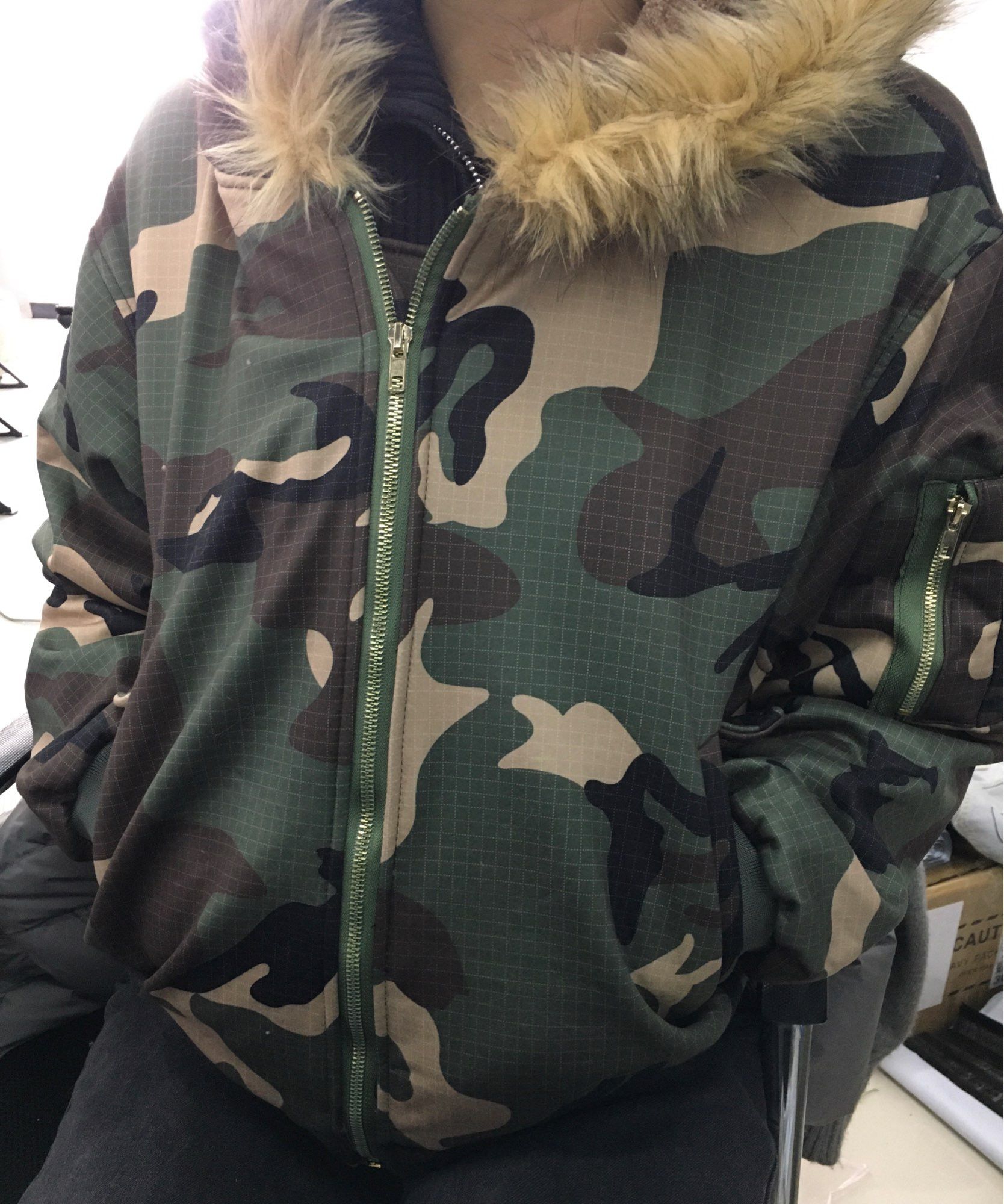 Japanese Brand × Vintage Fur Collar Zipper Hoodie Army Design Size US S / EU 44-46 / 1 - 2 Thumbnail