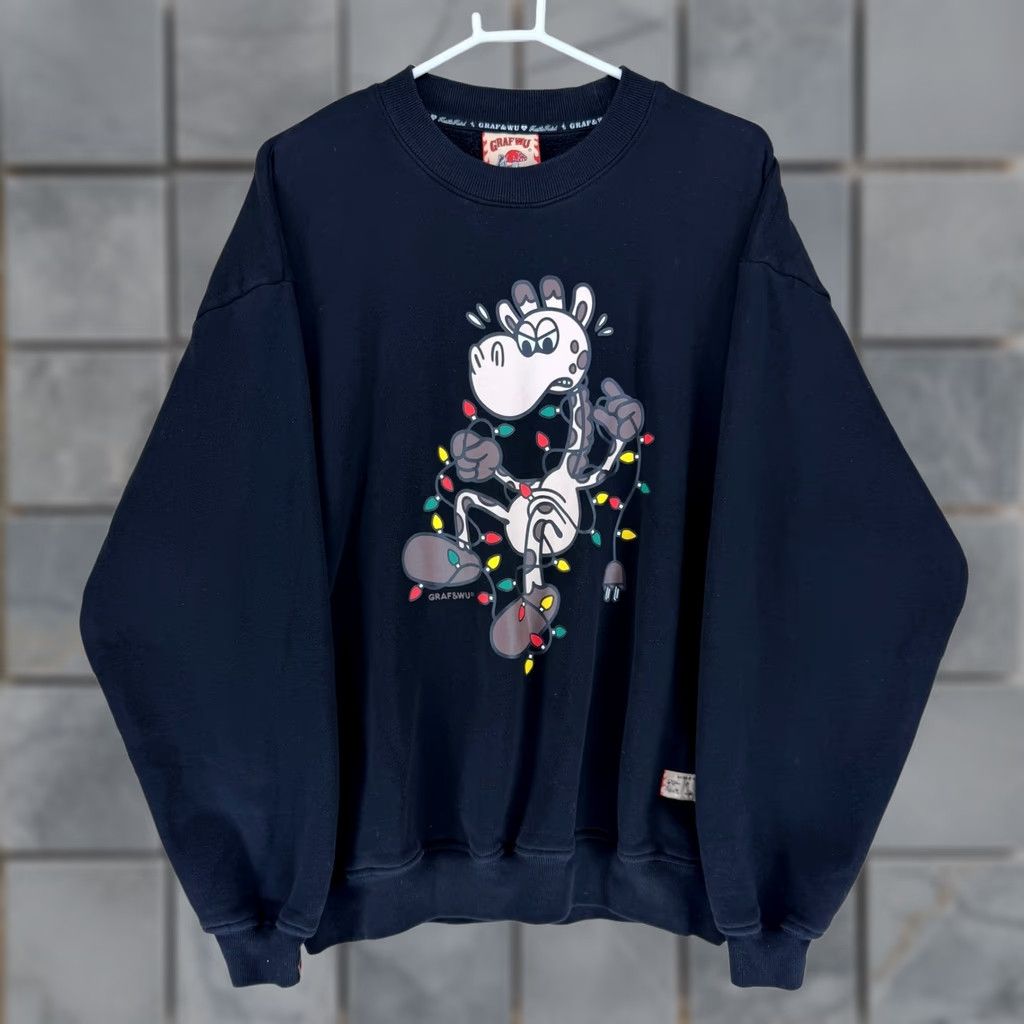 GRAFF Graf Wu Sweatshirt Graphic Print Giraffe Christmas Lights Black XXL Crew Neck Unisex Adults Pullover Knit Heavyweight Casual Winter Fall Size US XXL / EU 58 / 5 - 1 Thumbnail
