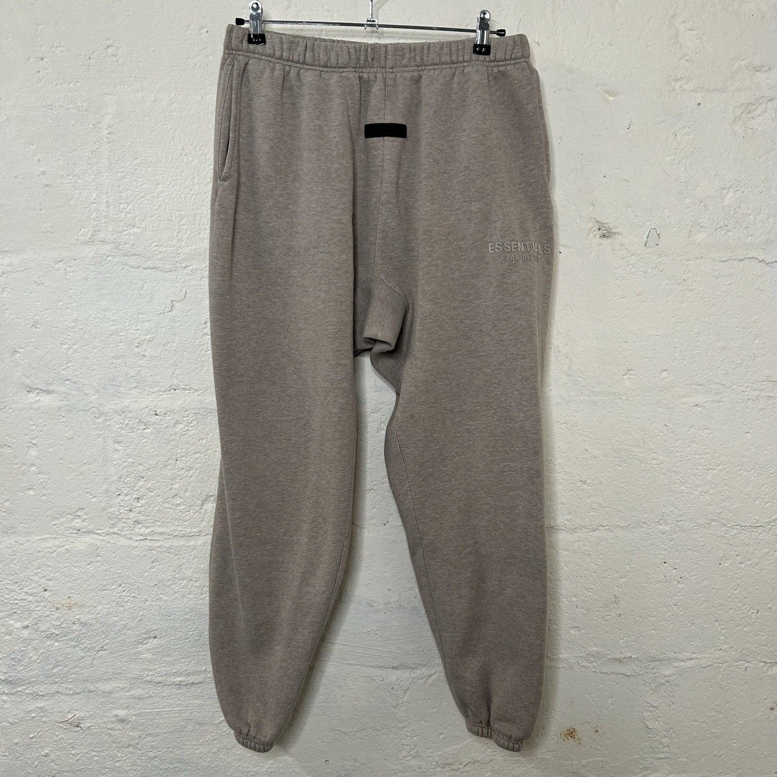 Fear of God Essentials Joggers Sweatpants “Heather Oatmeal”