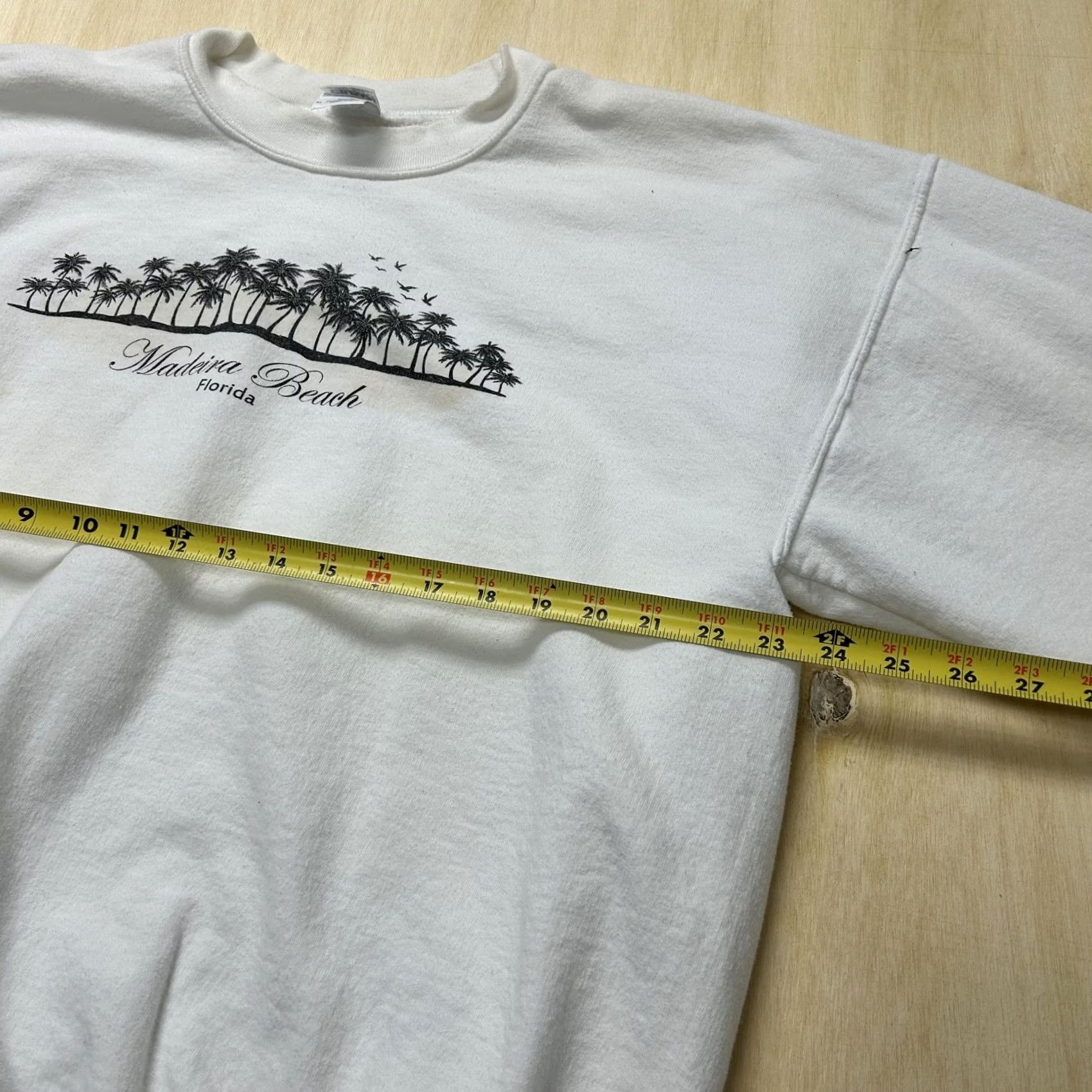 Gildan Gildan Sweatshirt Mens XL White Fleece Pullover Madeira Beach Florida Crewneck Size US XL / EU 56 / 4 - 6 Thumbnail