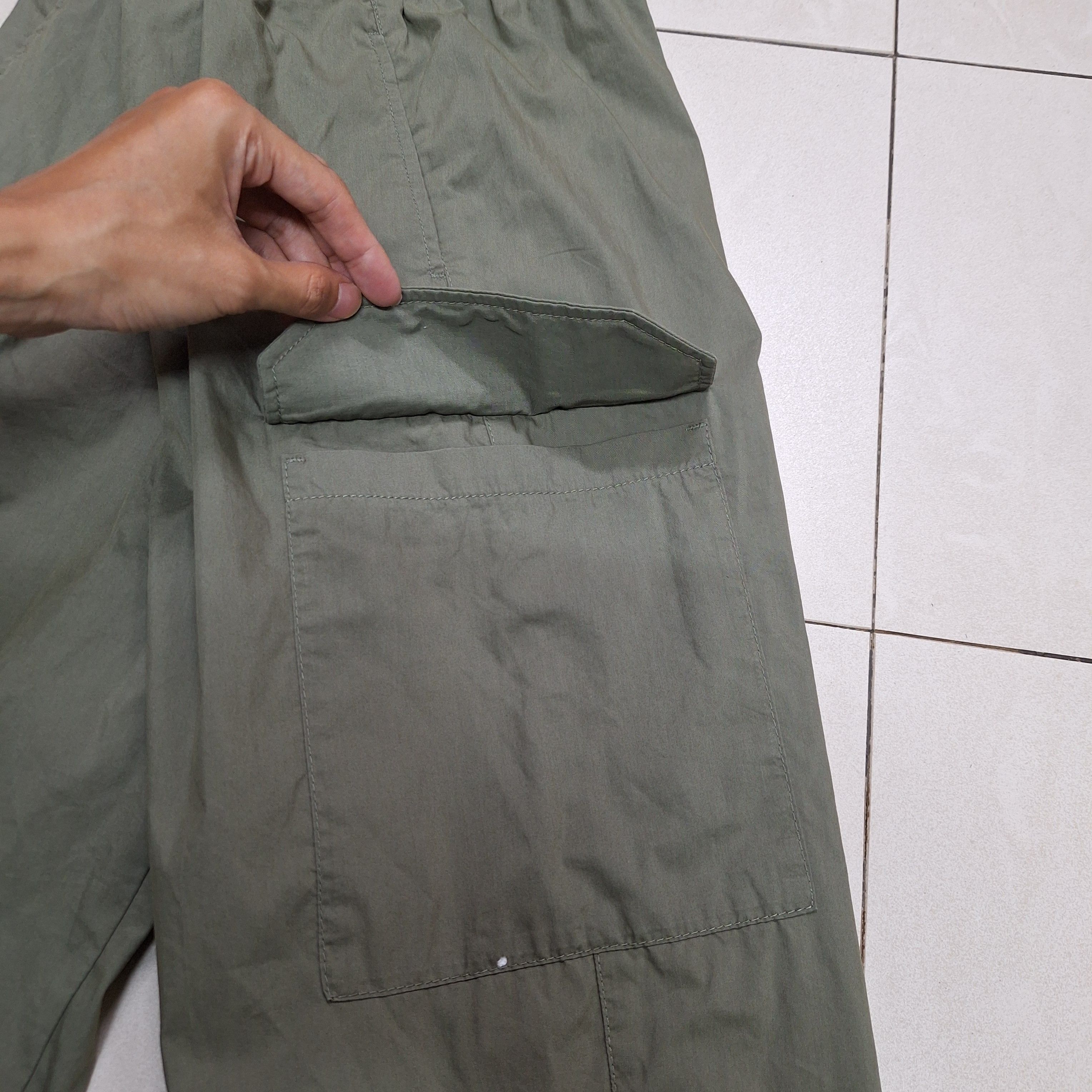 Uniqlo Uniqlo Parachute Baggy Pants Size US 29 - 5 Thumbnail