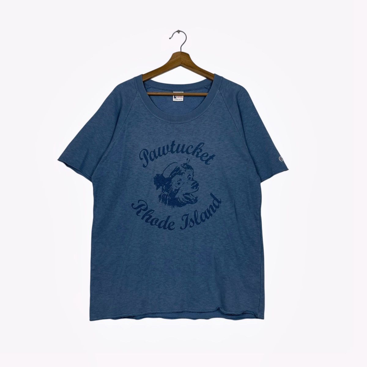 Champion Vintage Champion Running Man Pawtucket Rhode Island Tee Size US L / EU 52-54 / 3 - 1 Thumbnail