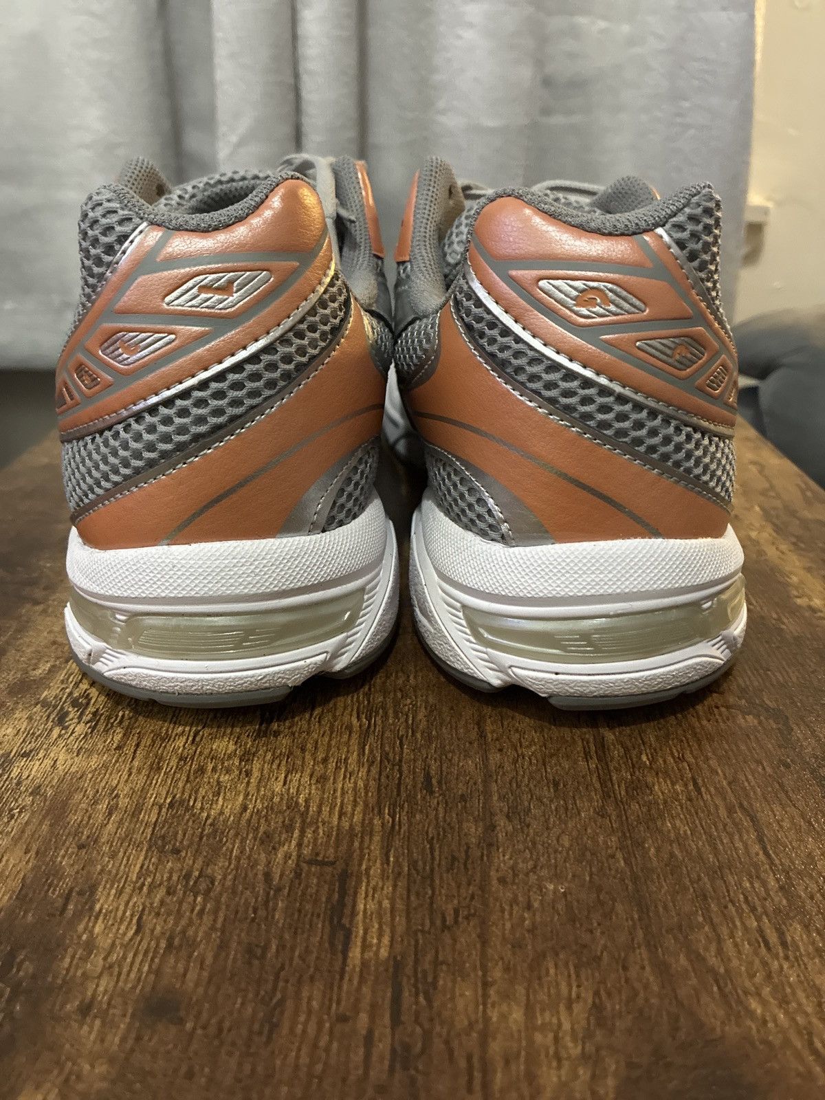 Asics GEL-1130 CEMENT GREY/RUST ORANGE Size US 12 / EU 45 - 4 Thumbnail