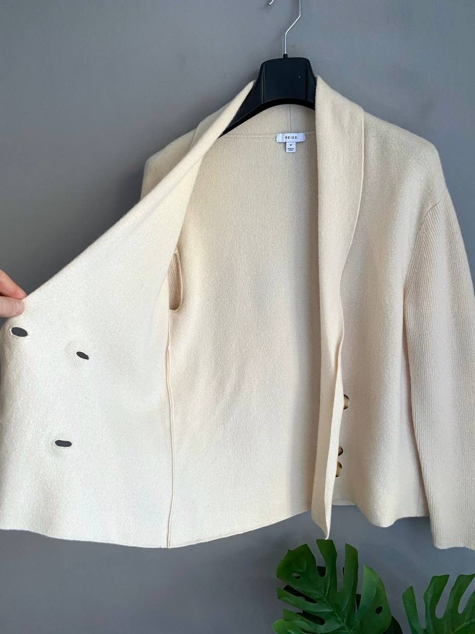 Reiss Reiss Sara Women's Wool/Cashmere Double Breasted Cardigan, M Size M / US 6-8 / IT 42-44 - 7 Thumbnail