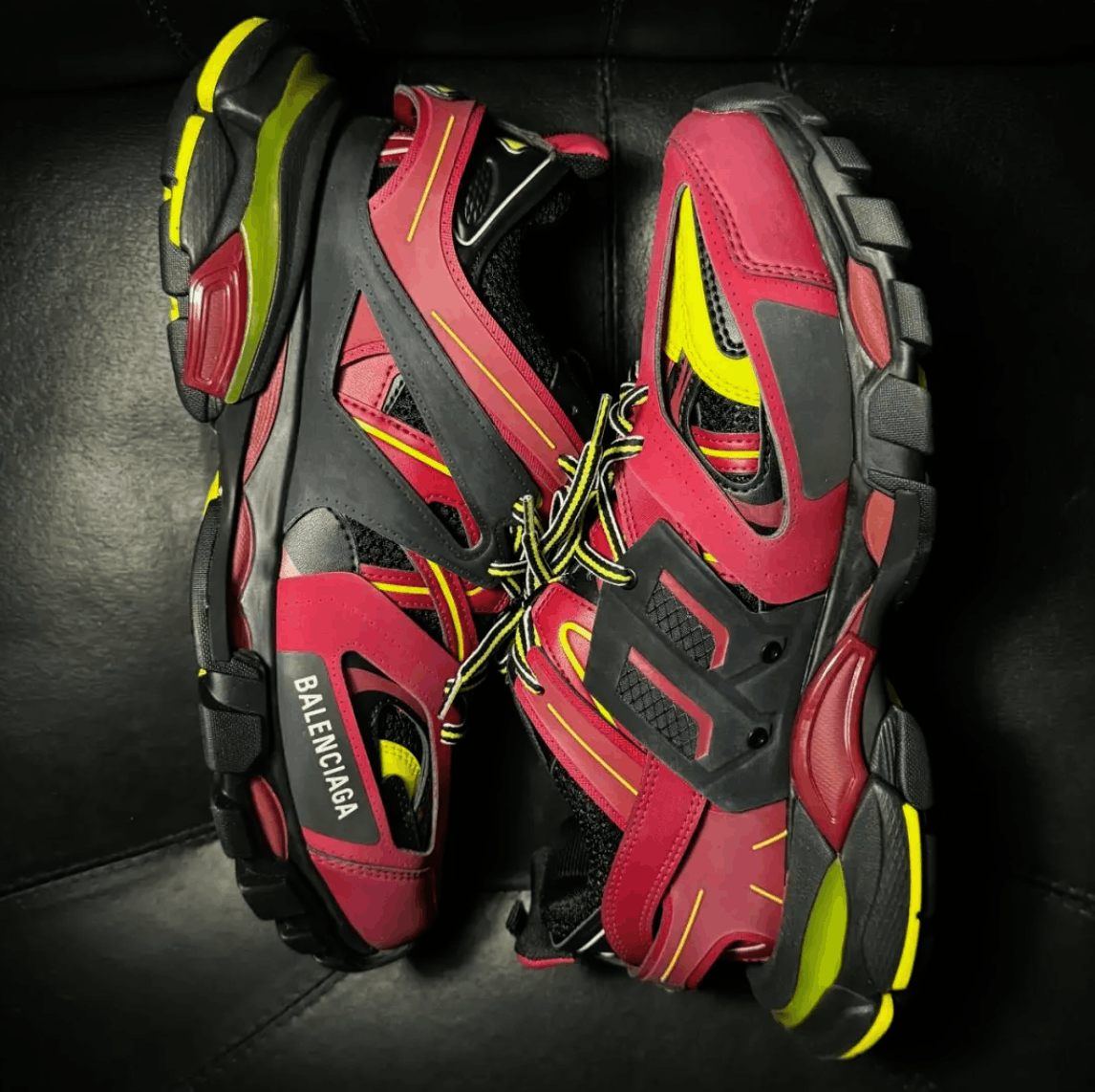 Balenciaga Balenciaga track Burgundy Size US 8 / EU 41 - 2 Thumbnail