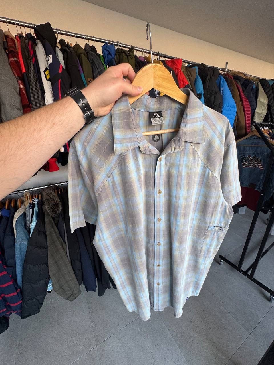 Nike ACG acg Nike vintage shirt size L Size US L / EU 52-54 / 3 - 4 Thumbnail