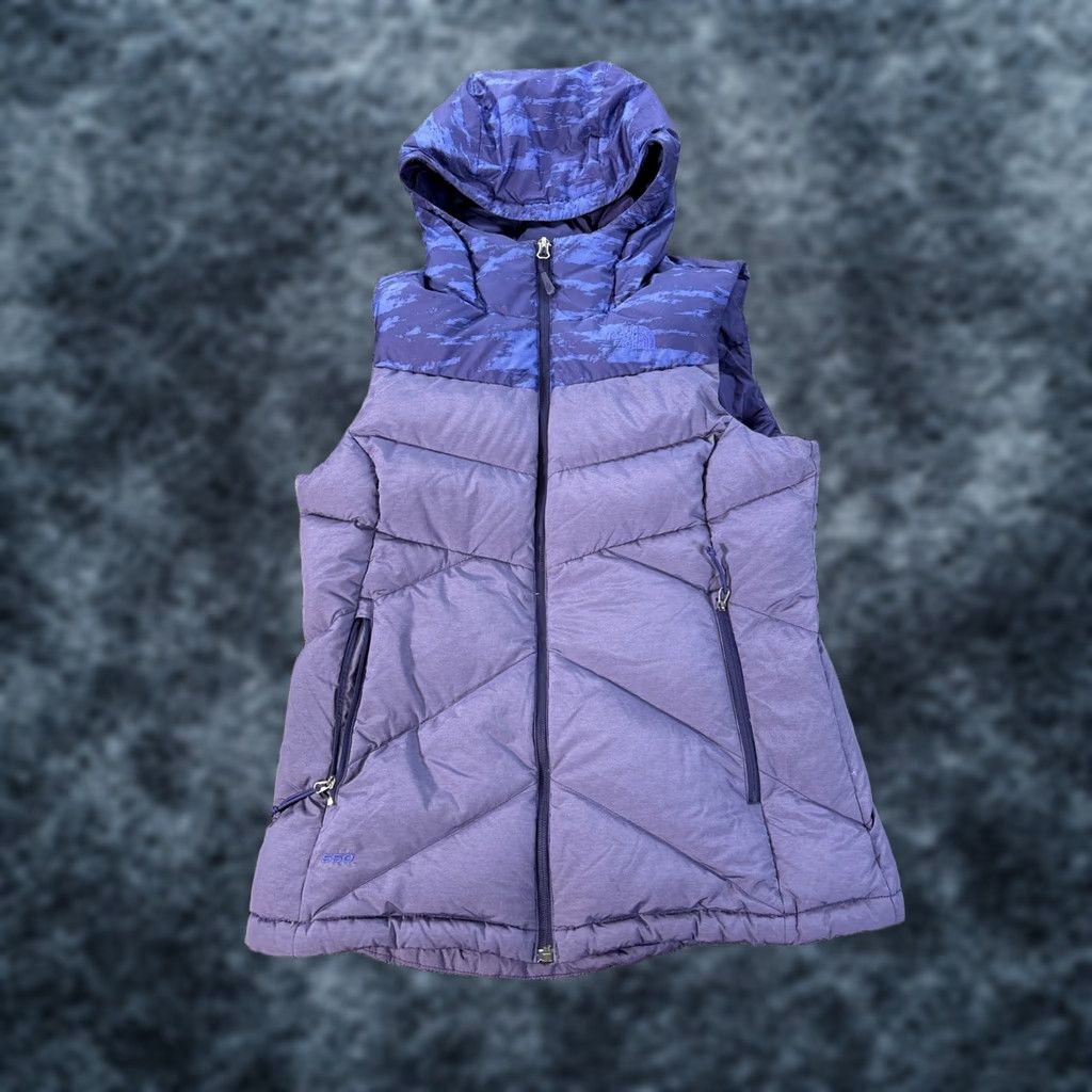 The North Face The North Face Vest Womens M Purple 550 Down Puffer Hooded Vest Zip Sleeveless Quilted Puffer Bodywarmer Zipper Mens? Womens Size M / US 6-8 / IT 42-44 - 1 Thumbnail