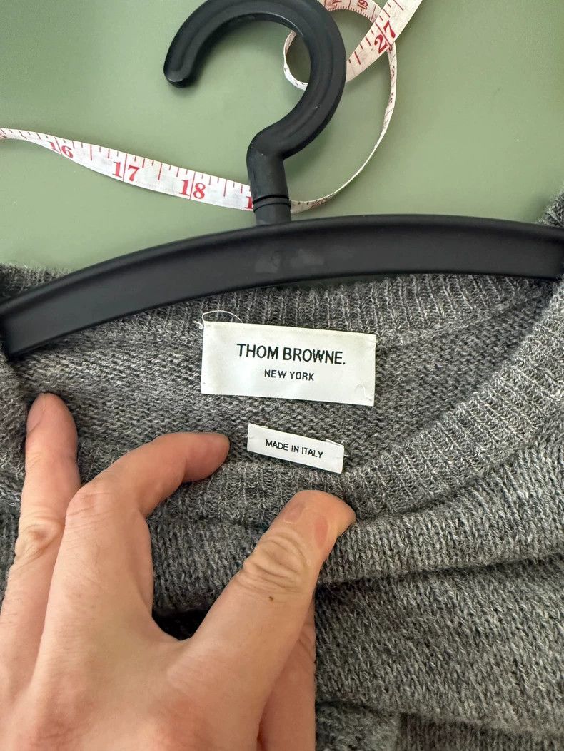 Thom Browne Thom Browne size3 A wool turtleneck pullover Size US L / EU 52-54 / 3 - 3 Thumbnail