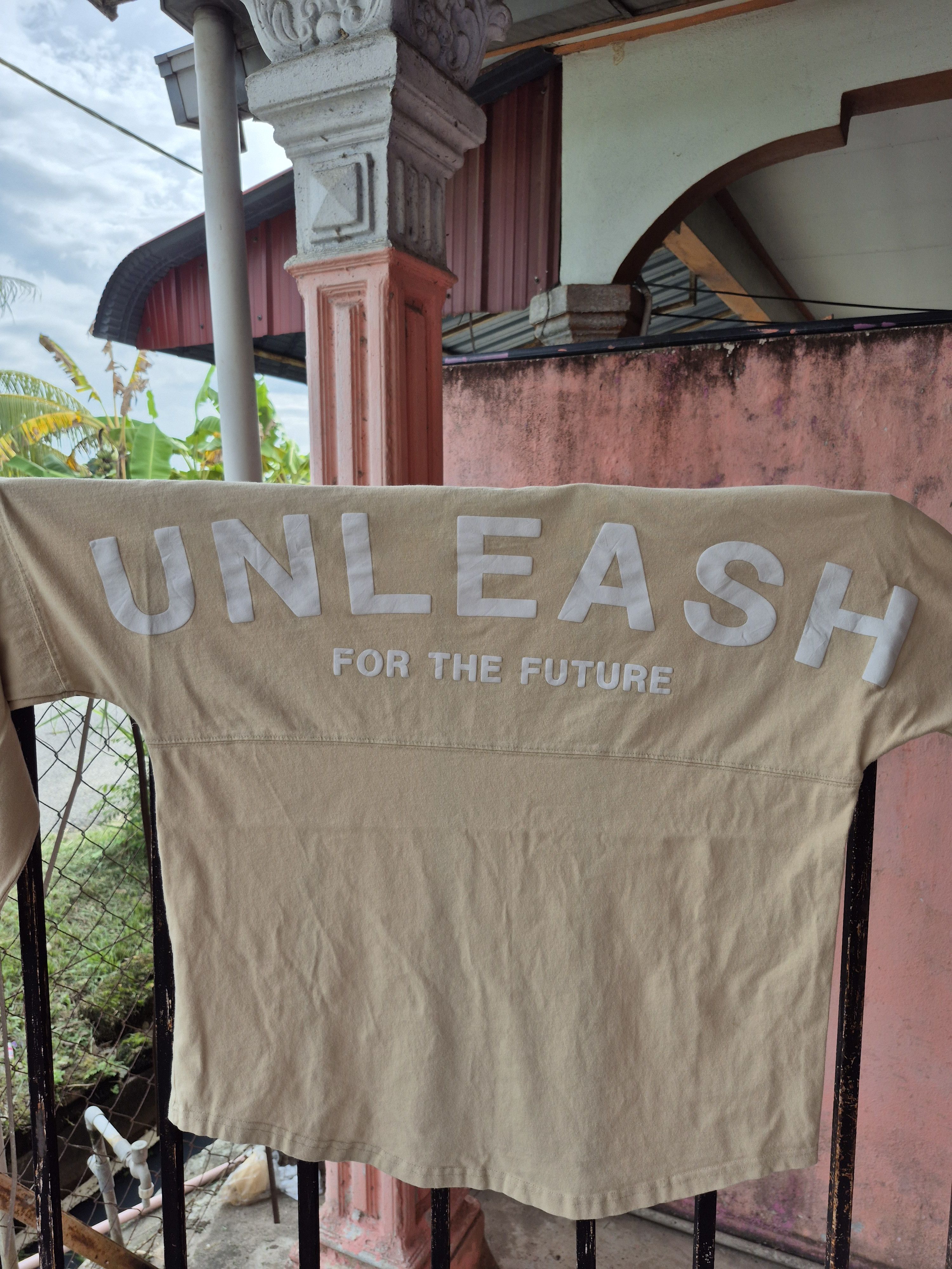Japanese Brand 🔥Unleash The Future Big Logo Spellout Tee Size US M / EU 48-50 / 2 - 3 Thumbnail