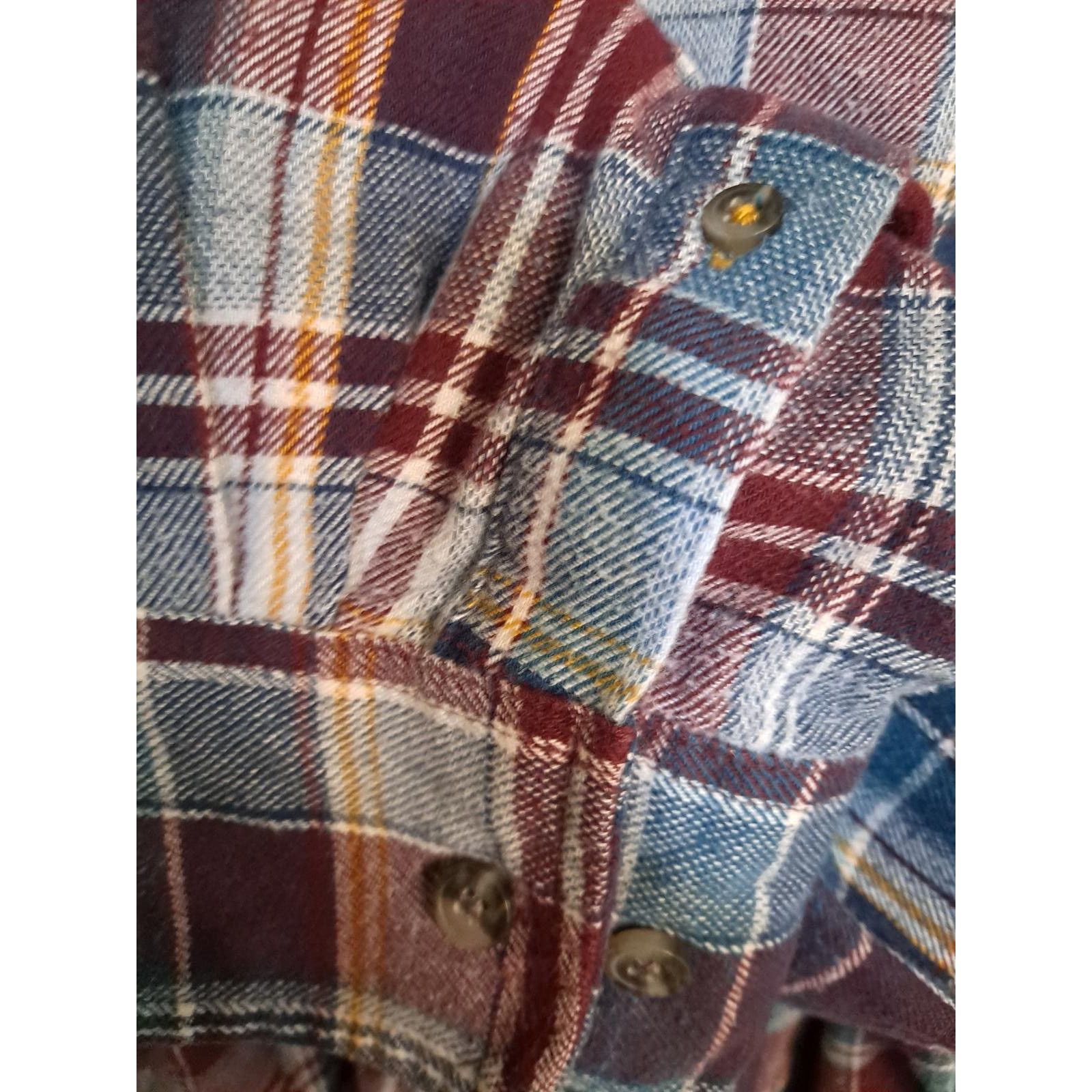 Izod Izod Red, Blue and White Flannel Shirt Size Large Size US L / EU 52-54 / 3 - 4 Thumbnail