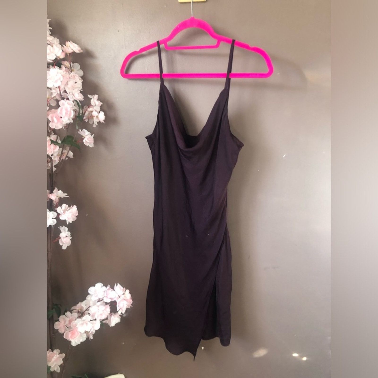 NBDN Nobrandedon Silky slip dress purple with side ruffle and slit. Size M / US 6-8 / IT 42-44 - 2 Thumbnail