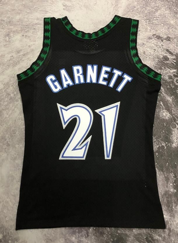 NBA 21 Kevin Garnett Jersey Minnesota Timberwolves Jersey Size US M / EU 48-50 / 2 - 1 Thumbnail