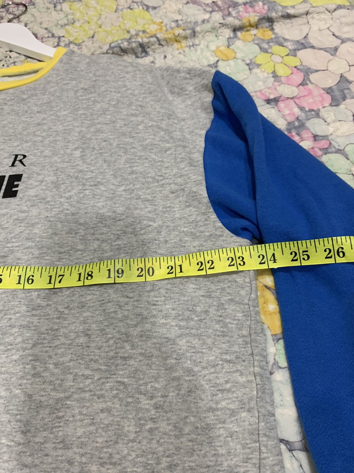 Disney × Vintage Disney Tokyo Cartoon Network Pixar Playtime Sweatshirt Size US L / EU 52-54 / 3 - 9 Thumbnail