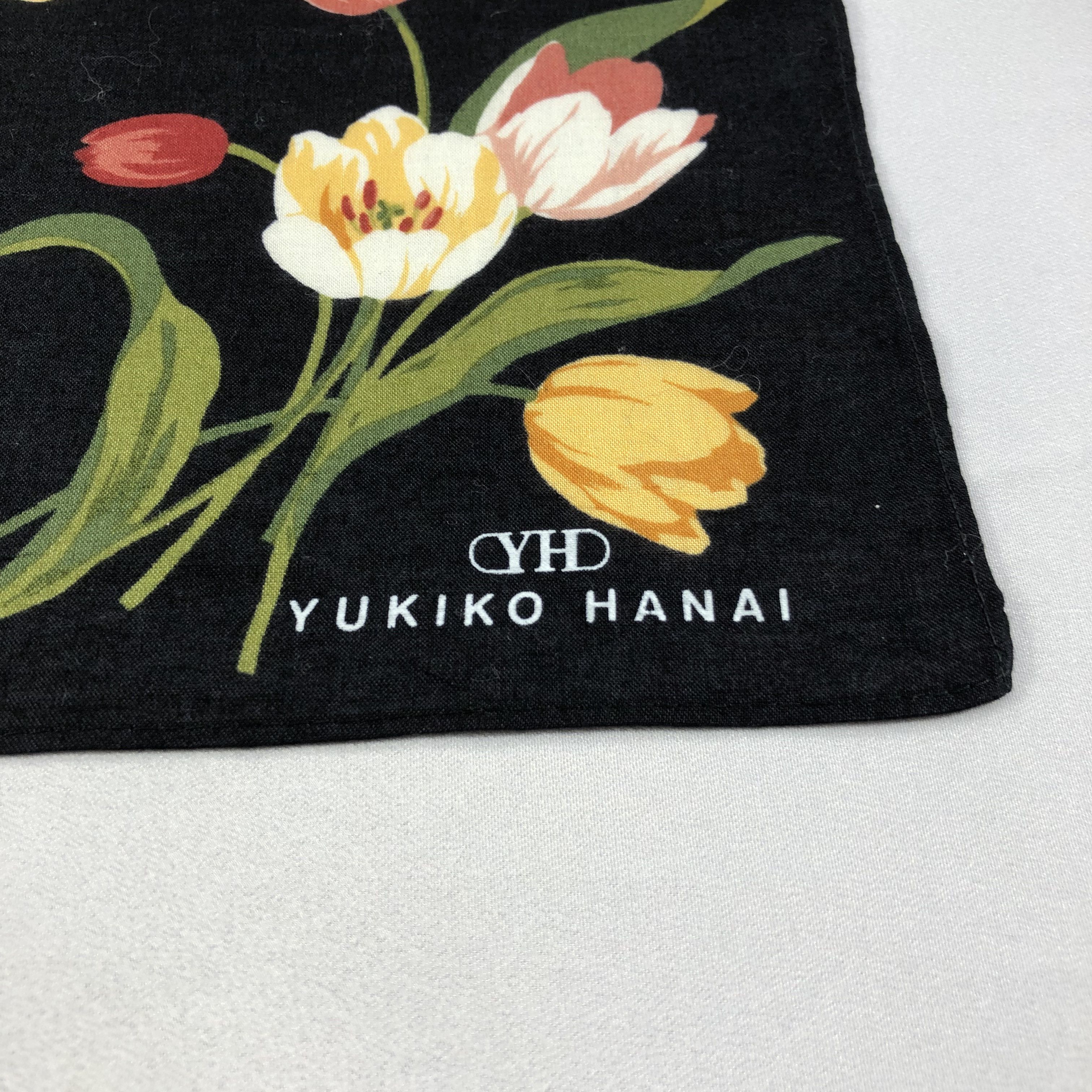 Japanese Brand × Vintage Yukiko Hanai Handkerchief Neckerchief Bandana H2005 Size ONE SIZE - 4 Thumbnail