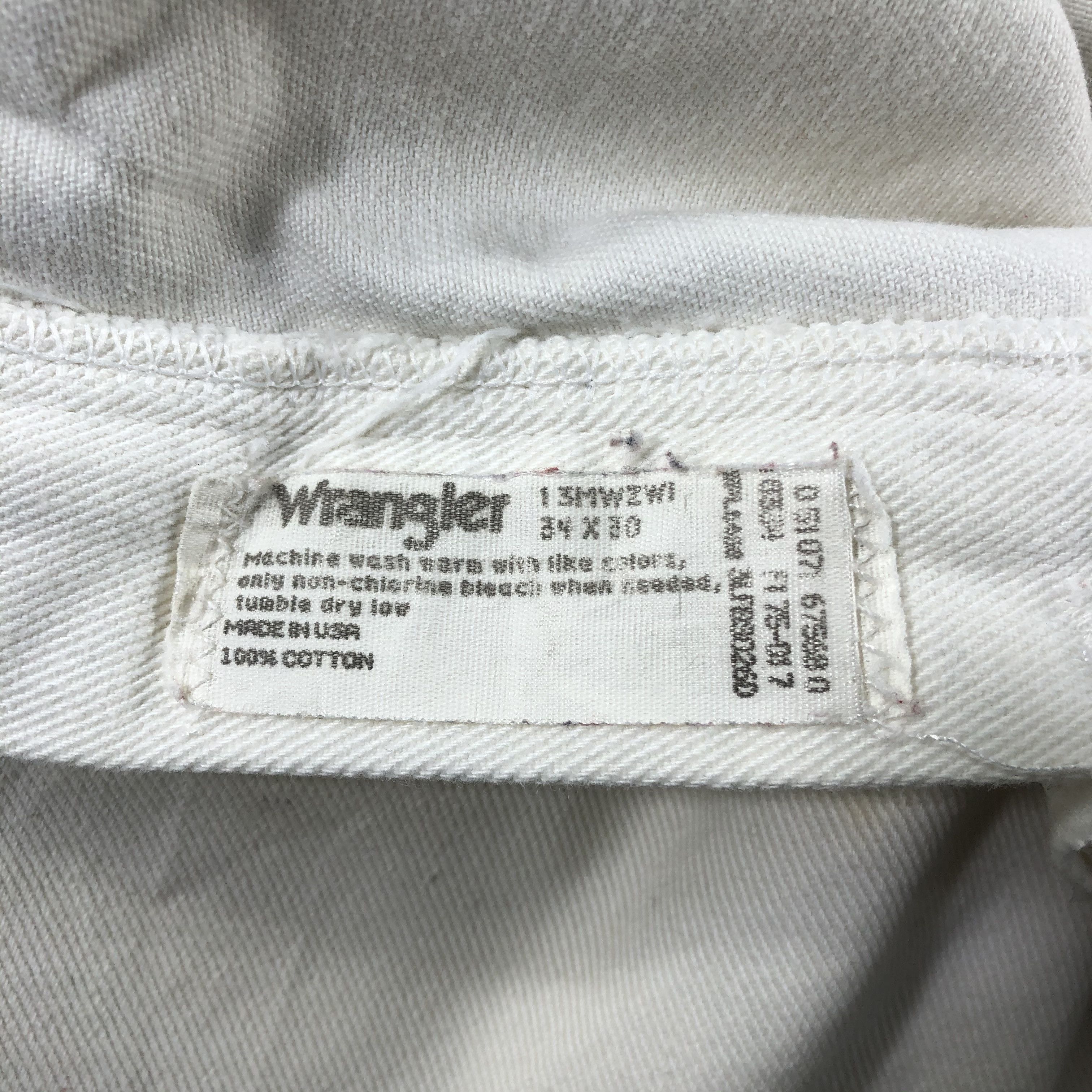 Vintage Vintage Light Wash Wrangler Jeans-J2519 Size US 35 - 11 Thumbnail