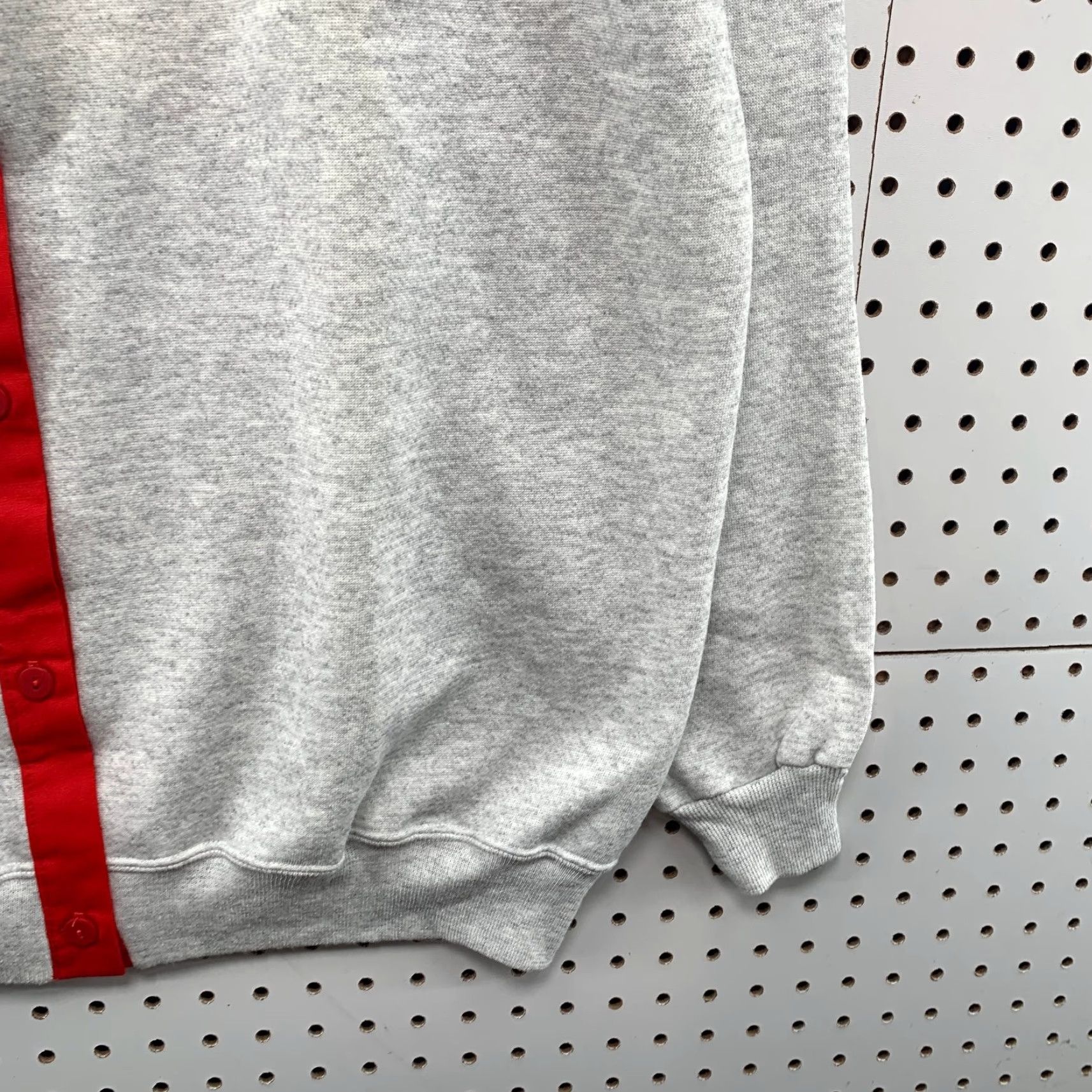 Vintage VINTAGE Cardinal Cardigan Sweatshirt Womens 2XL Gray Embroidered USA Cardigan Sweatshirt Womens 2XL Gray Embroidered USA Size XXL / US 16-18 / IT 52-54 - 7 Thumbnail