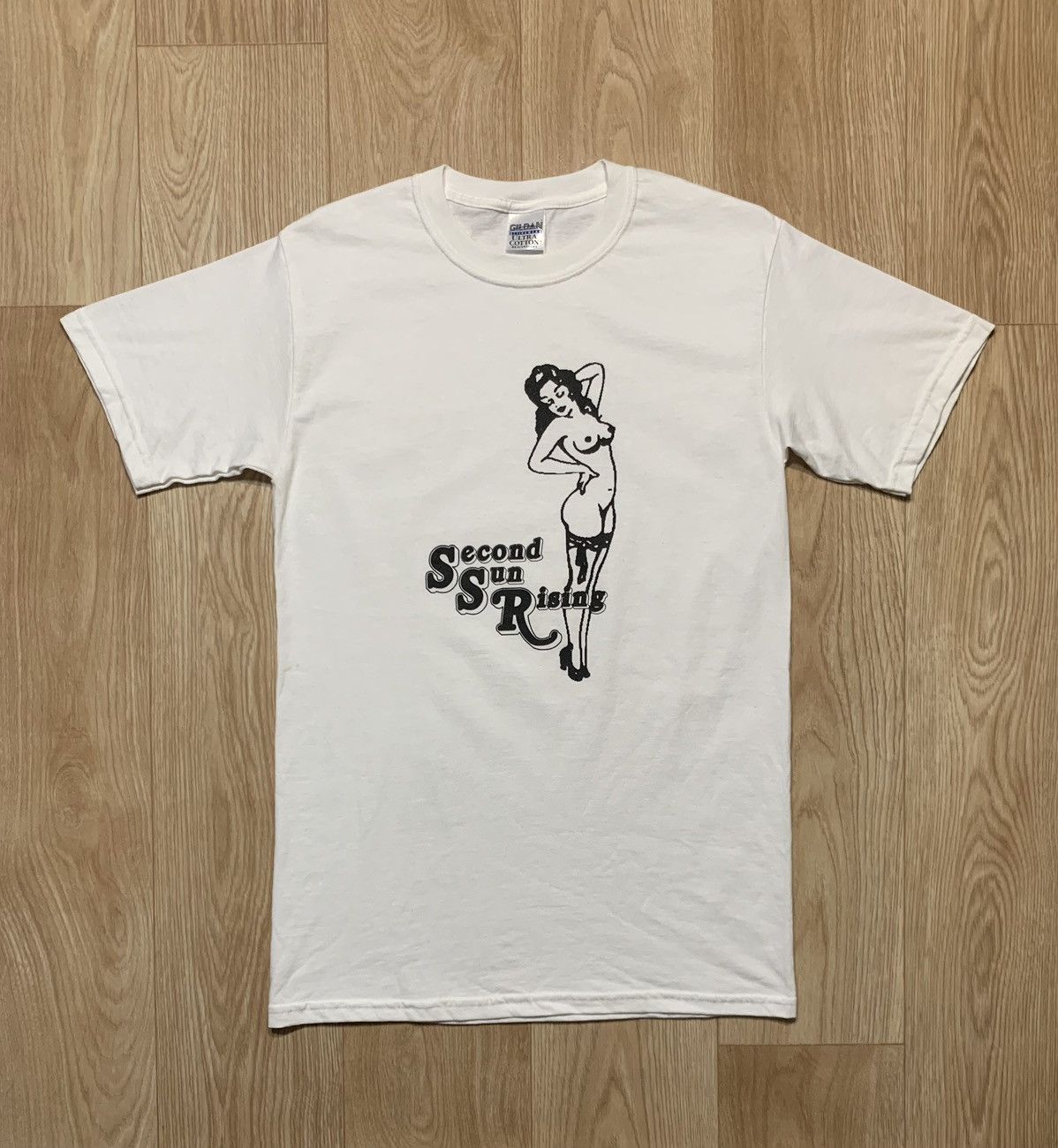 🔥 Naked Babe Boobs Second Sun Rising Sexy Girl T-Shirt