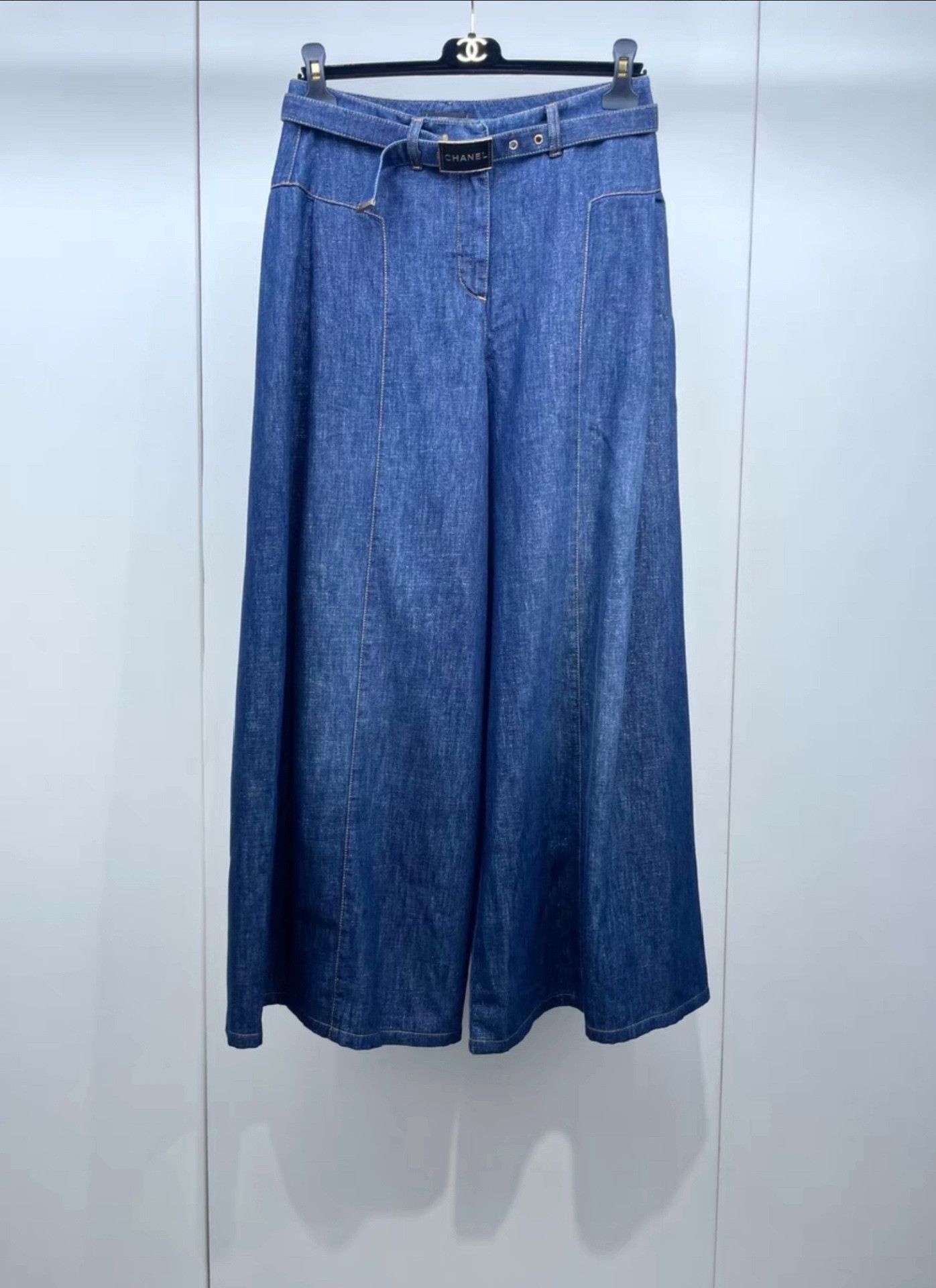 Chanel Chanel 23S Belted Denim Wide-Leg Pants Size 38" / US 16 / IT 52 - 1 Thumbnail