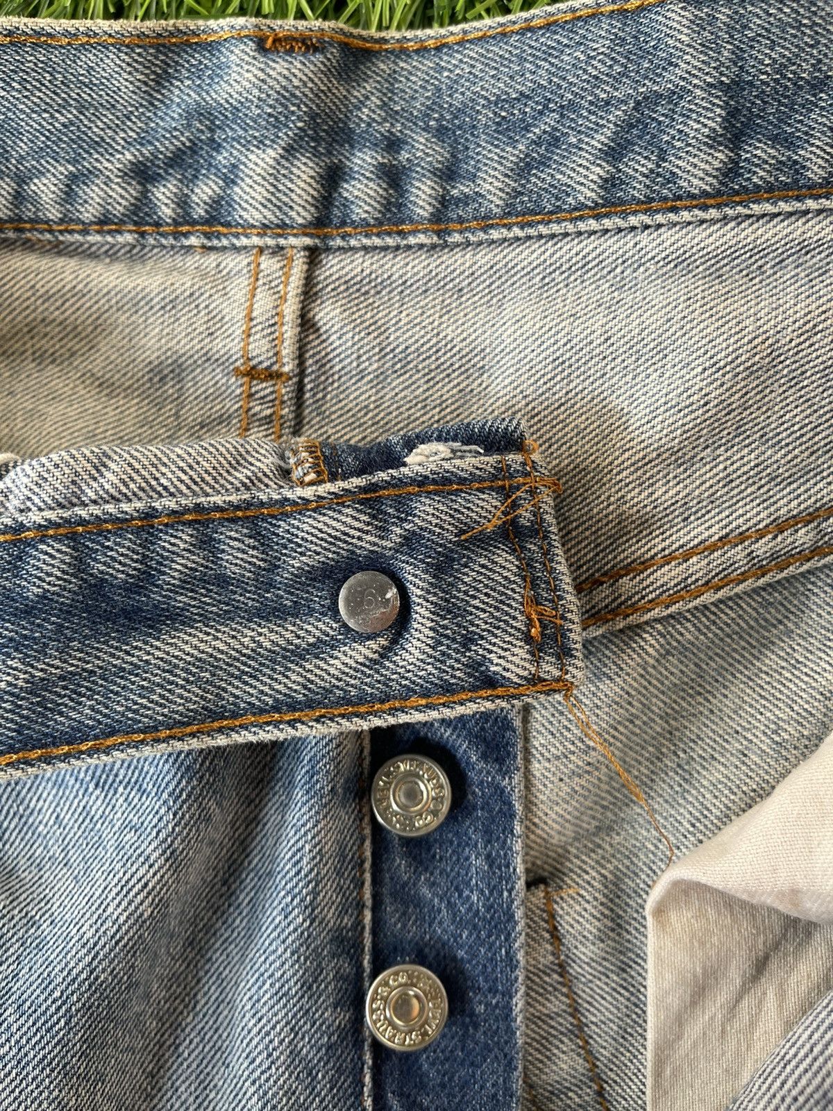 Levi's Vintage 80s🔥Levi’s 501🔥Rindem Hidden Rivets Selvedge Denim Size US 33 - 23 Thumbnail