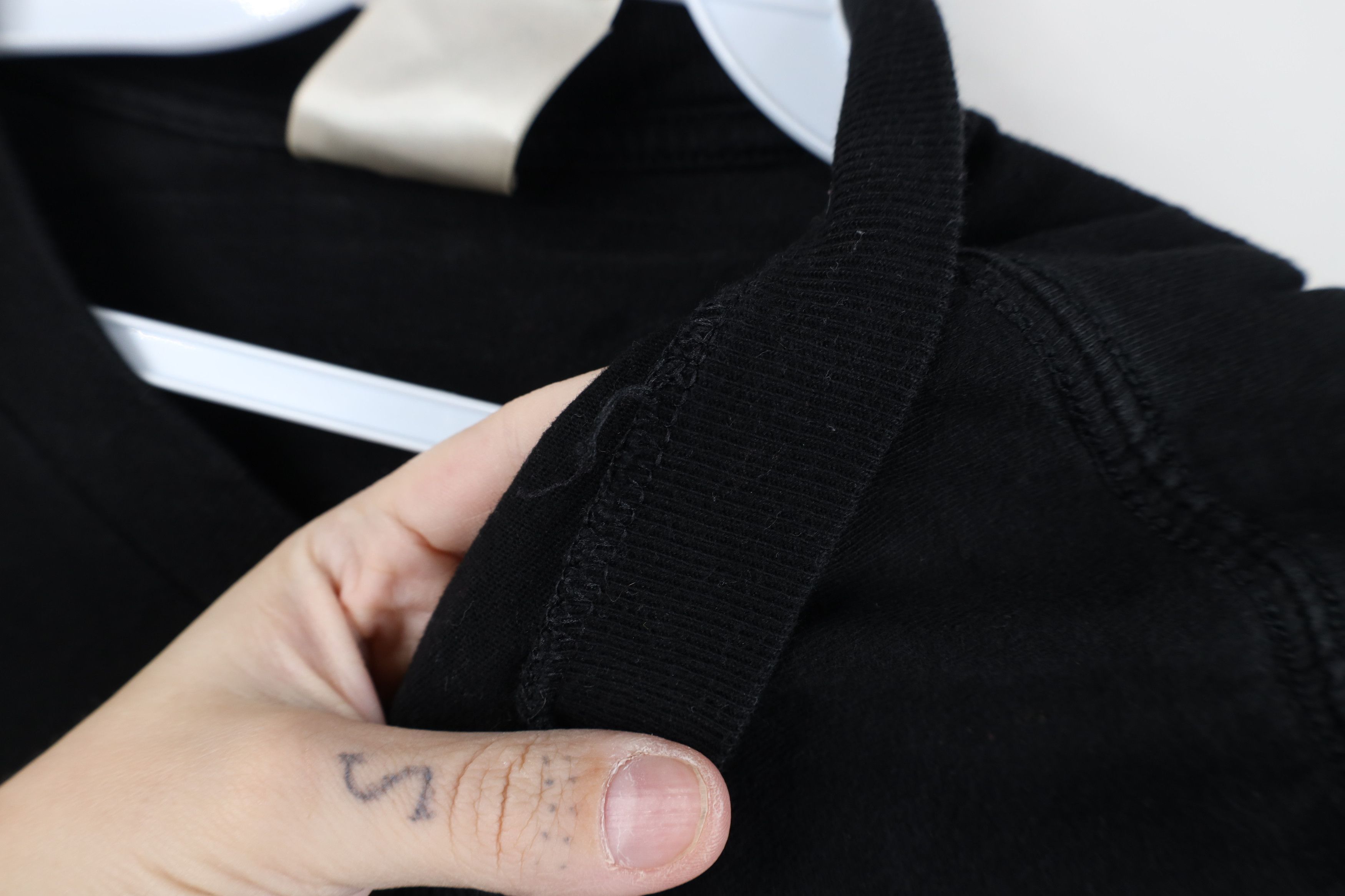 Vintage Vintage 90s Streetwear Heavyweight Cotton T-Shirt Black Size US L / EU 52-54 / 3 - 12 Thumbnail