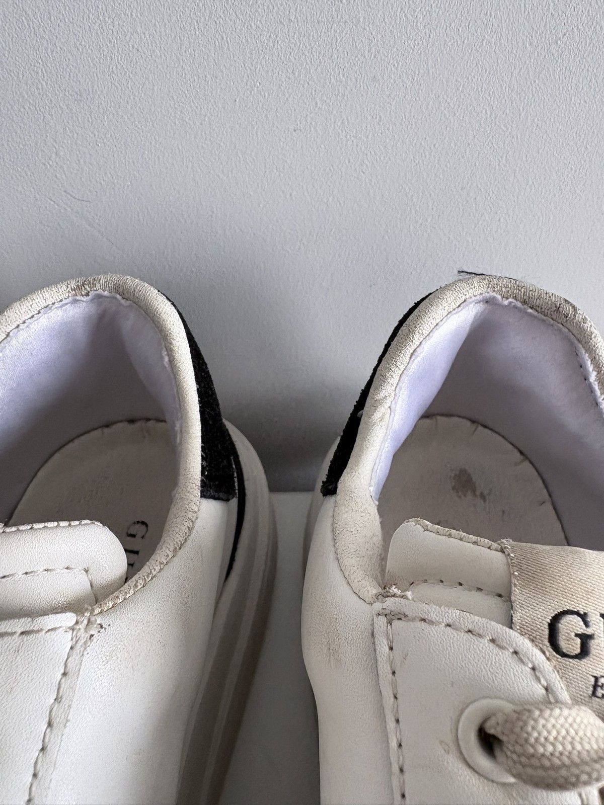 Guess Guess sneakers white leather platform women's size 37 Size US 7 / IT 37 - 7 Thumbnail