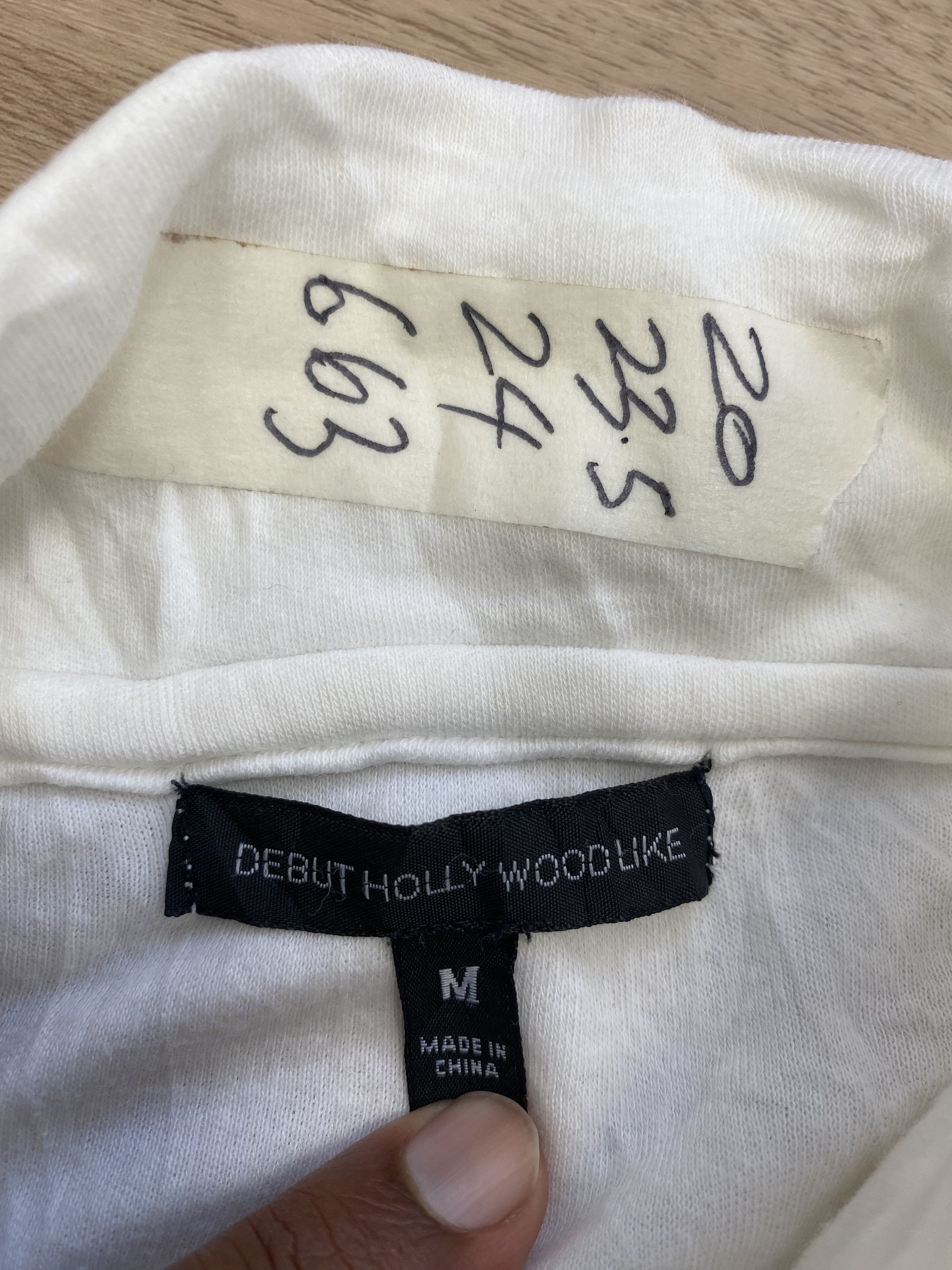Debut debut holly wood like sweater big logo size m Size US M / EU 48-50 / 2 - 5 Thumbnail