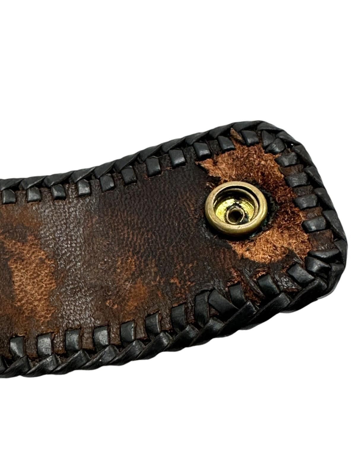 The Unbranded Brand Handcrafted Leather Wallet Floral Embossed Design Size ONE SIZE - 10 Thumbnail