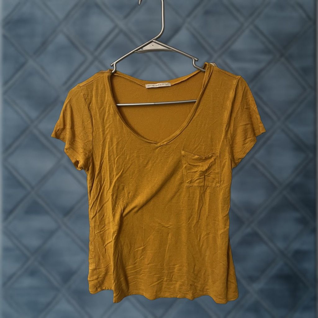 Vintage ACTIVE BASIC Sexy Scoop Neck Short Sleeve T Shirt Stretch Cotton Tee - Black - Size S - Juniors/Women - Slim Fit - Casual T-Shirt Size S / US 4 / IT 40 - 1 Thumbnail