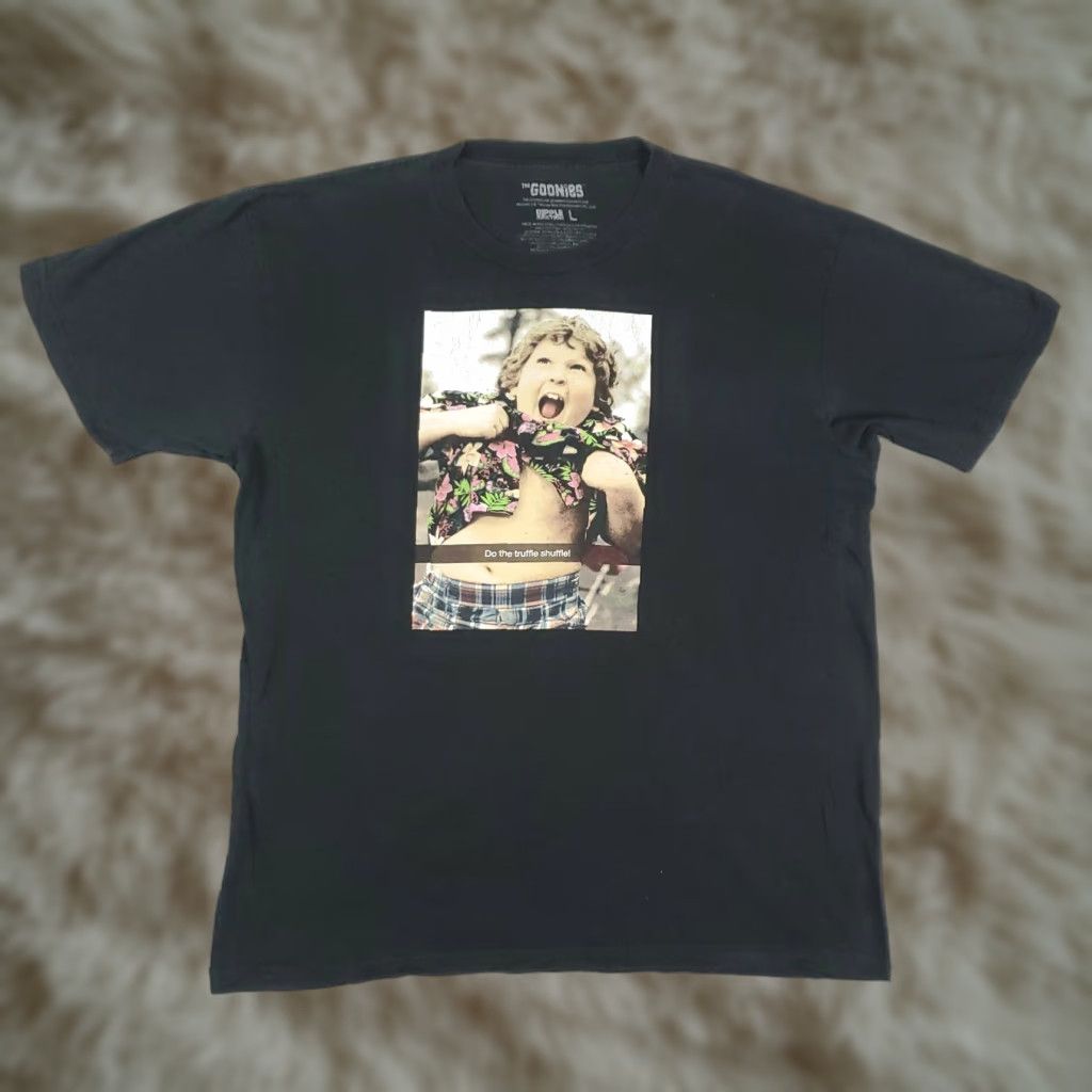 Ripple Junction VINTAGE Goonies Do The Truffle Shuffle Black Graphic T-Shirt Mens Size L Ripple Junction Shirt Short Sleeve Crew Neck Size US L / EU 52-54 / 3 - 1 Thumbnail