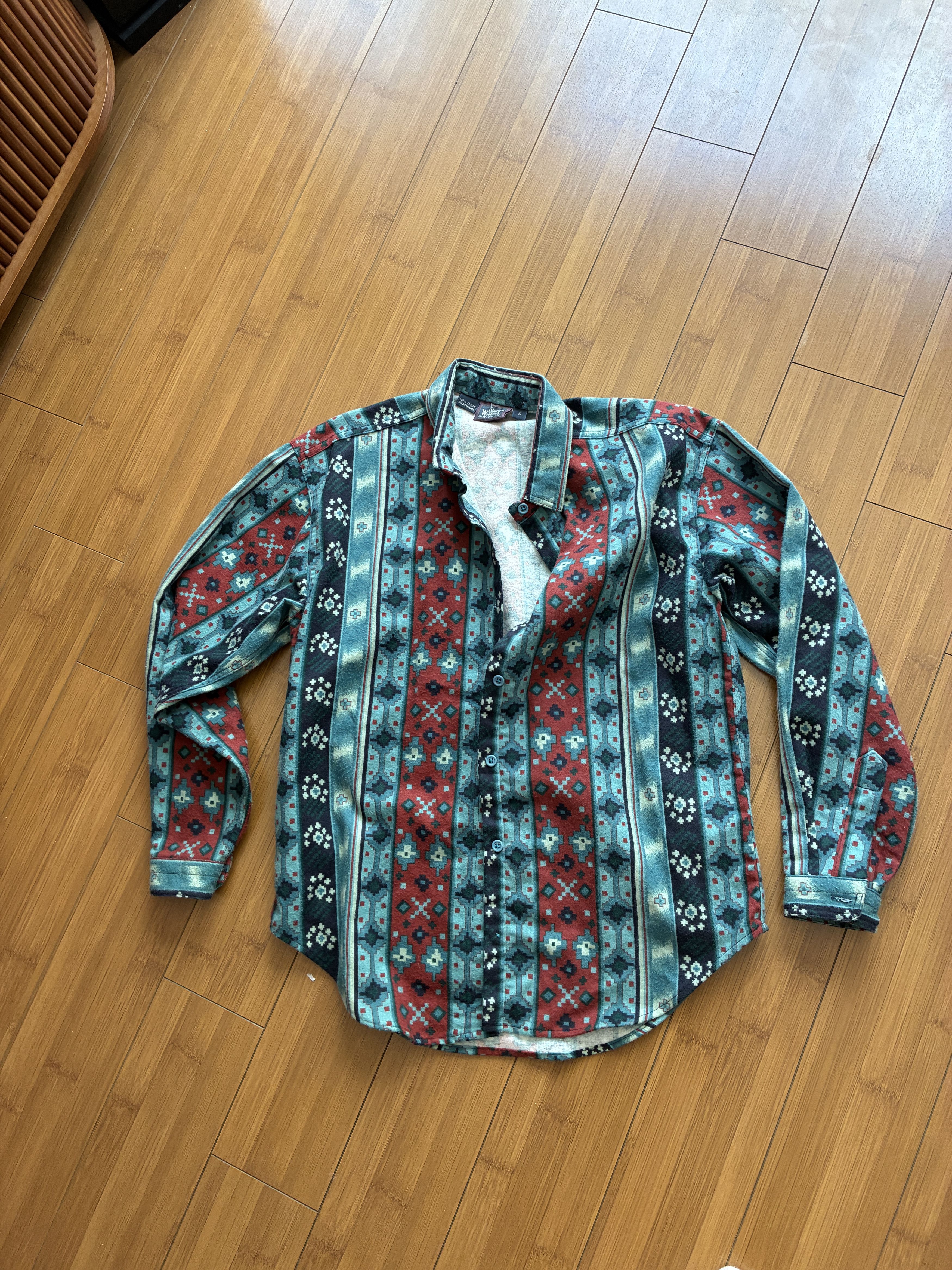Woolrich Woolen Mills Woolrich Shirt Aztec Flannel Vintage 90s Men’s Small Size US S / EU 44-46 / 1 - 1 Thumbnail
