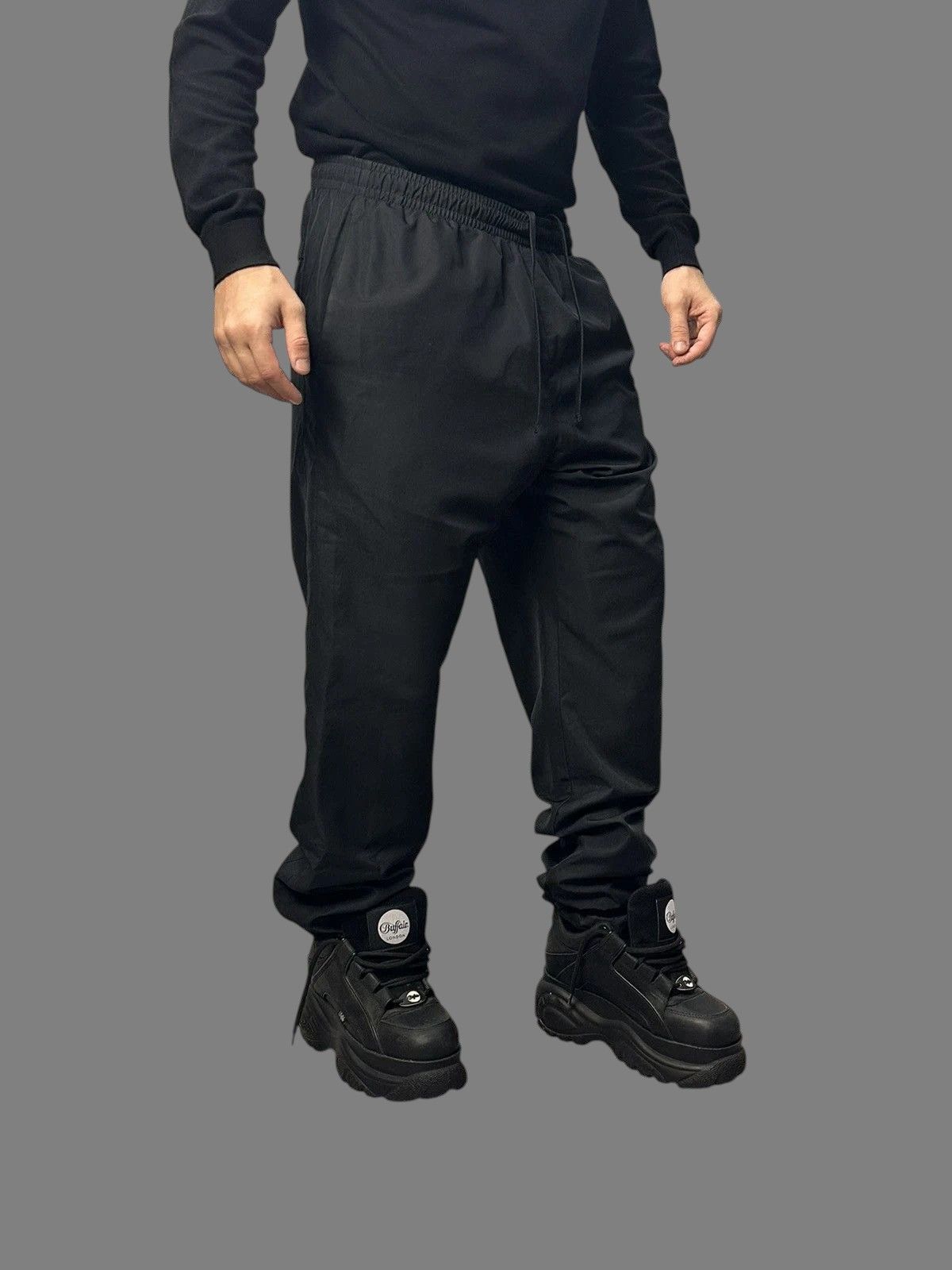 Nike Nike Black Swoosh Joggers Y2K Track Pants Minimal Size US 32 / EU 48 - 3 Thumbnail