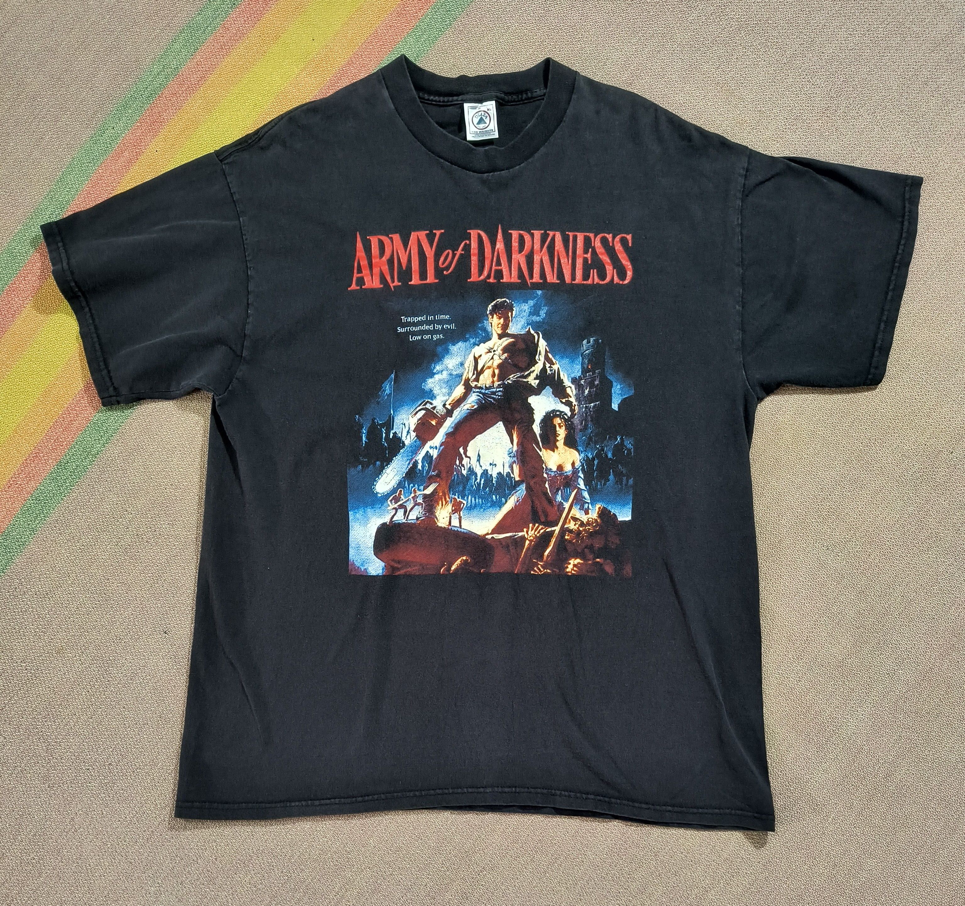 Delta Vintage Army of darkness film 1993 tee Size US XL / EU 56 / 4 - 2 Thumbnail