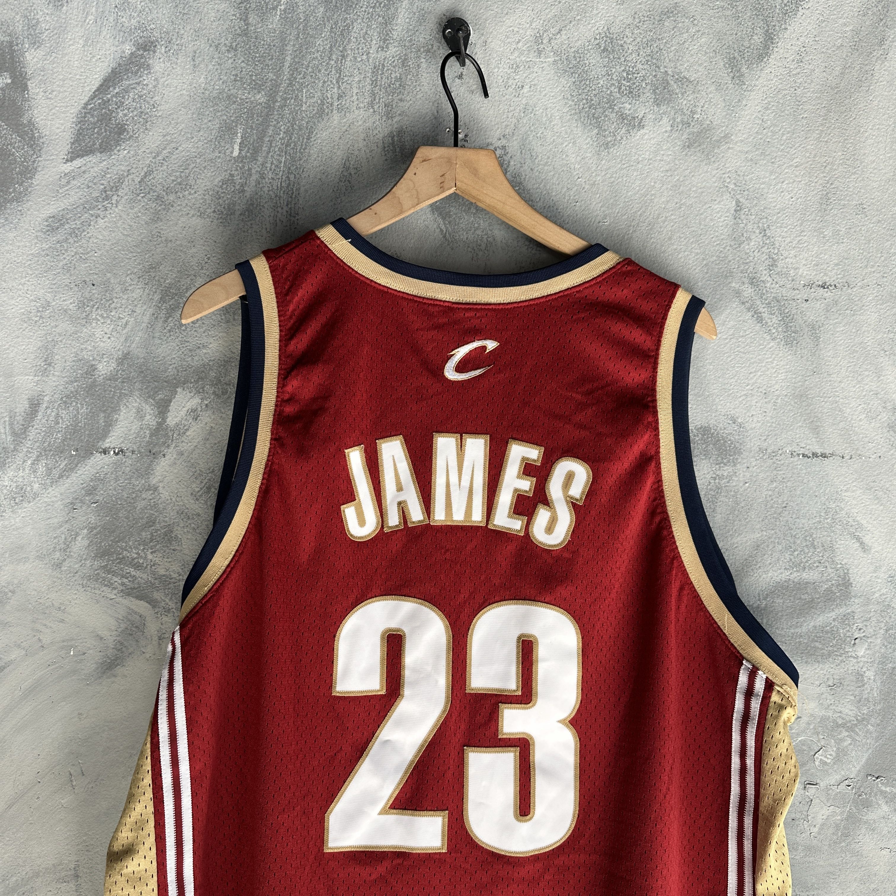 Nike Vintage Cleveland Cavaliers Jersey LeBron James 23 Nike Size US XXL / EU 58 / 5 - 2 Thumbnail