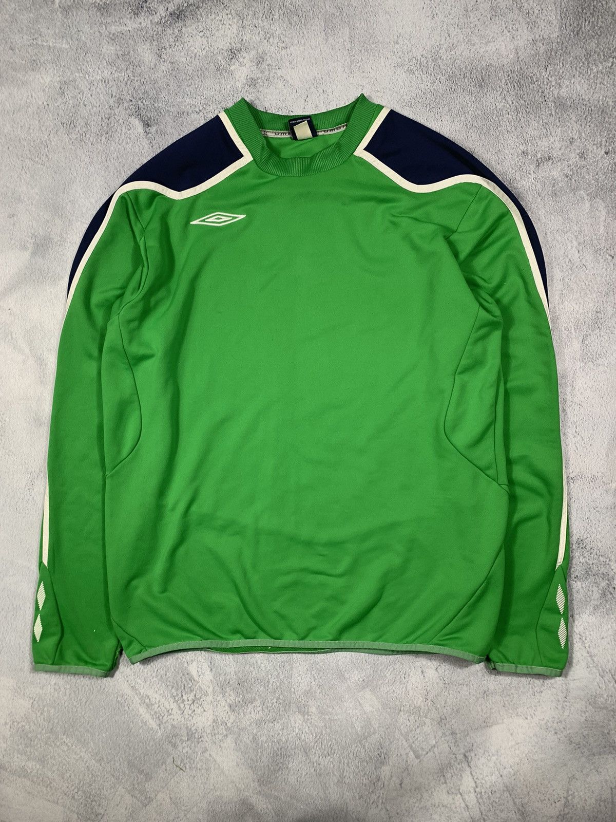 Umbro × Vintage Vintage y2k Umbro sweatshirt sportswear style size XL Size US XL / EU 56 / 4 - 1 Thumbnail