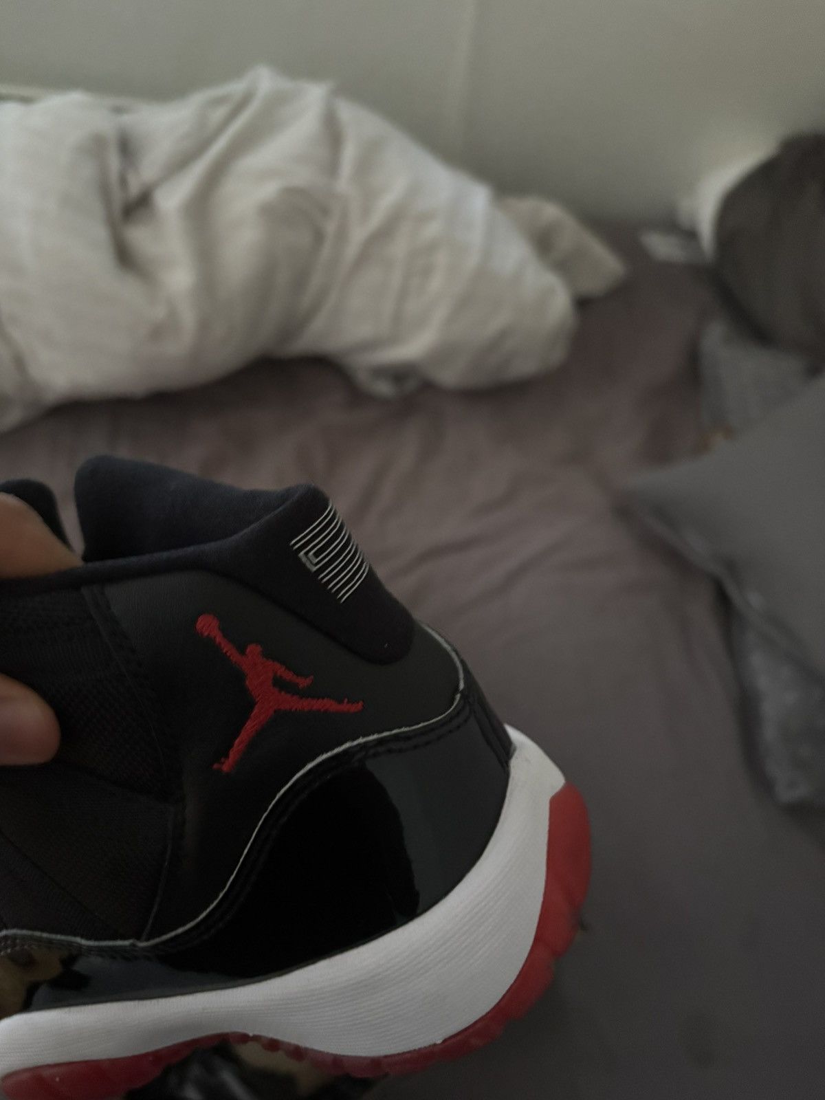 Nike Jordan 11 bred Size US 7.5 / IT 37.5 - 3 Thumbnail