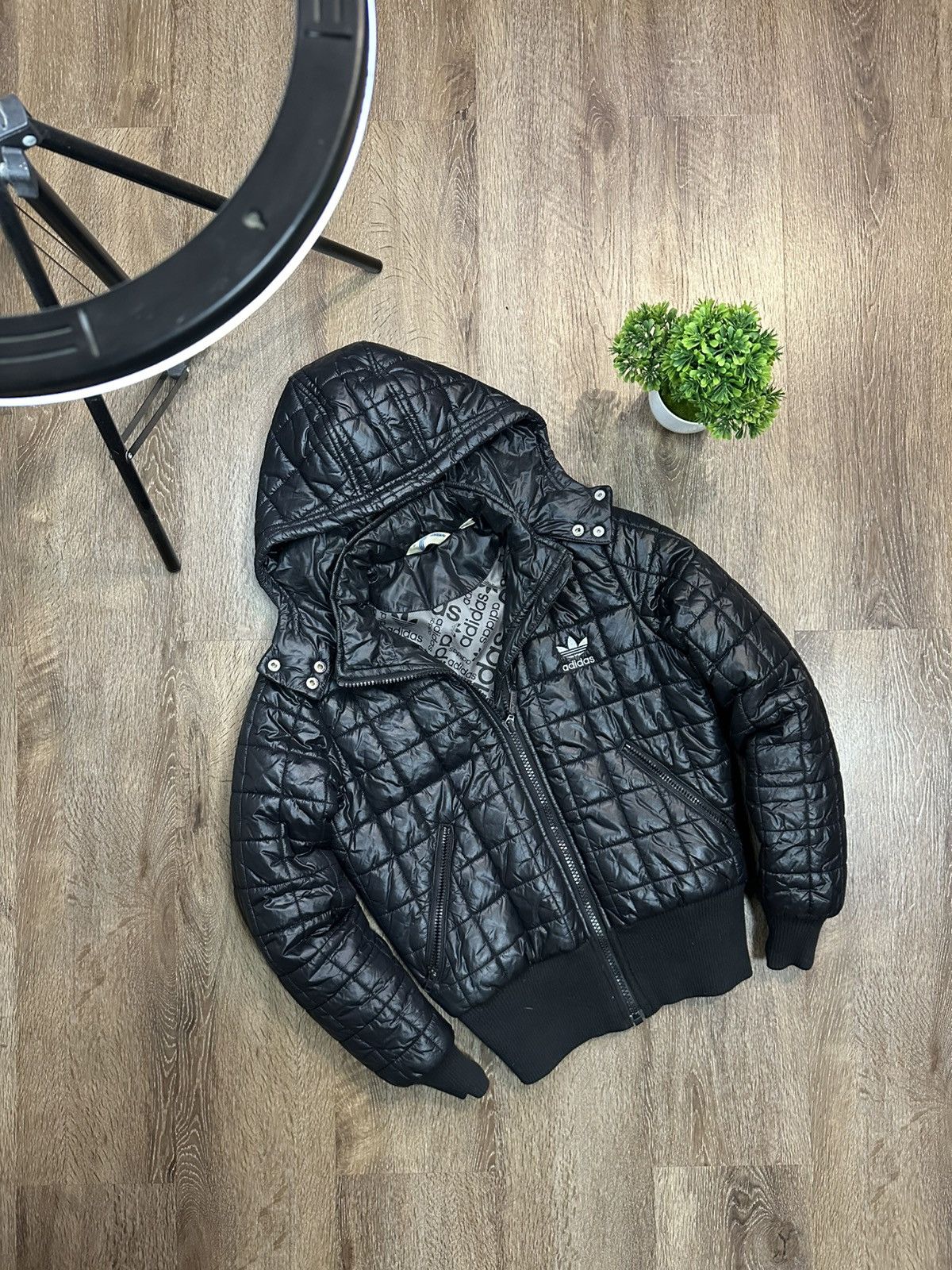 Adidas Adidas Original Vintage Puffer Jacket Size S / US 4 / IT 40 - 1 Thumbnail